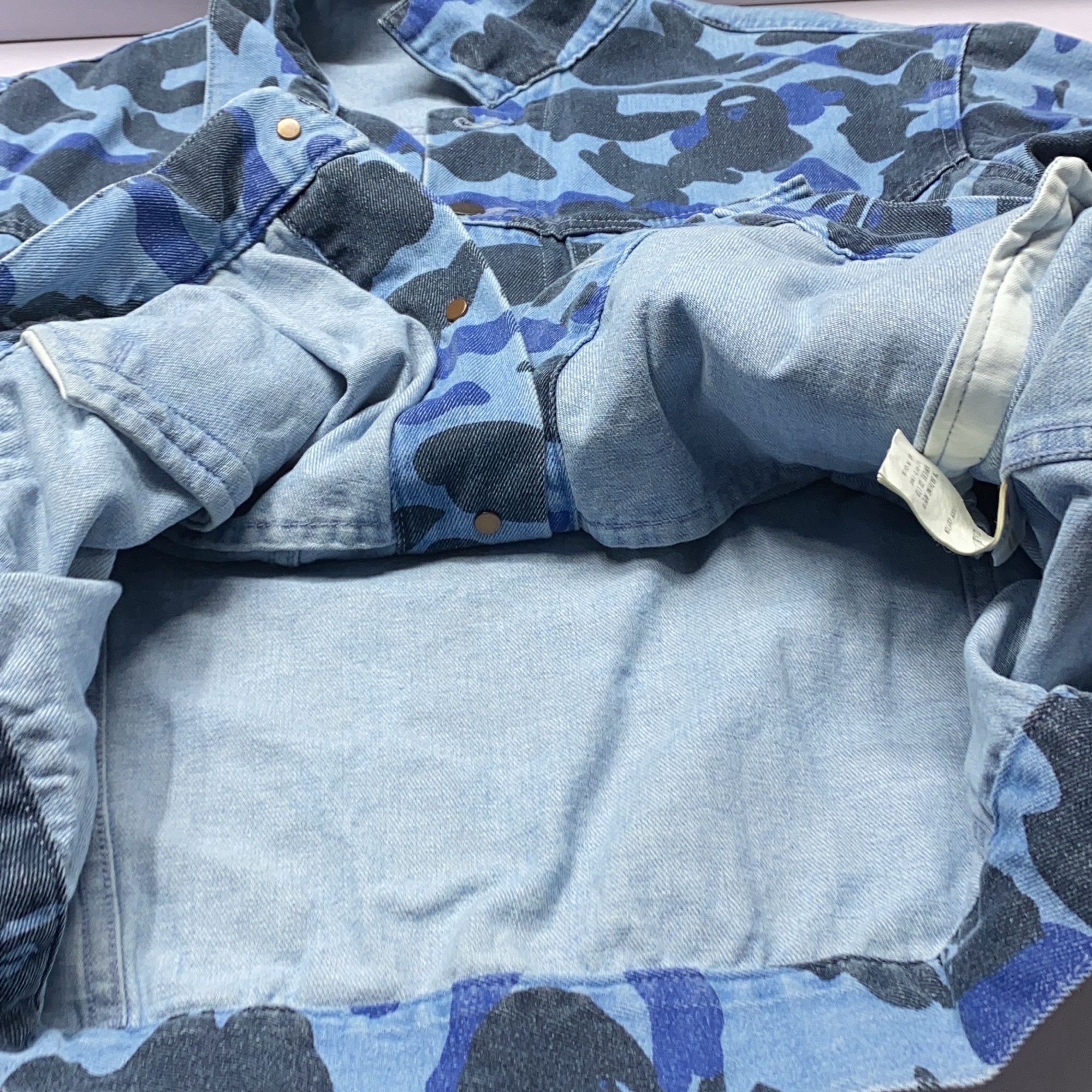Bape A BATHING APE Camo Denim Jacket Size M Size US M / EU 48-50 / 2 - 10 Thumbnail