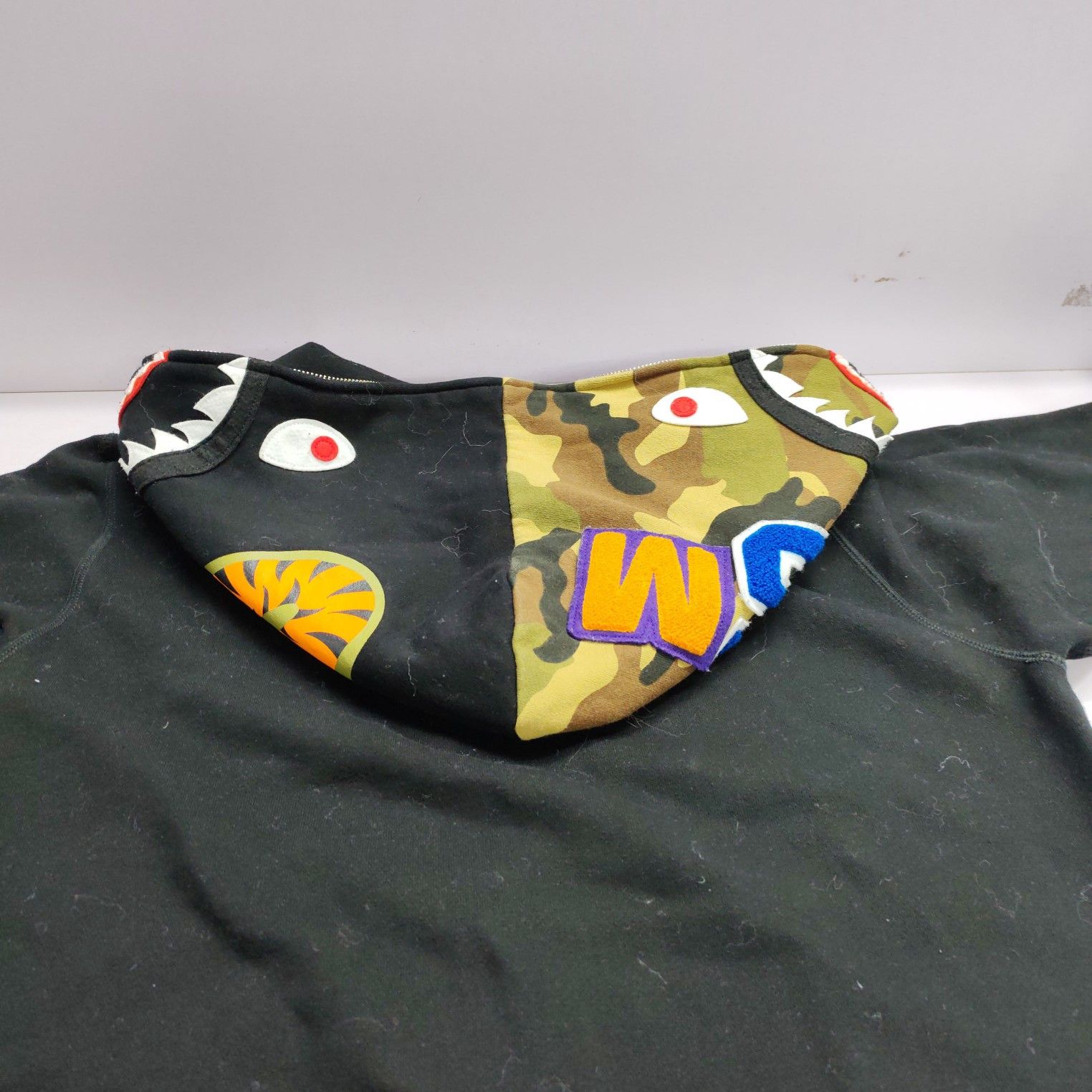 Bape A Bathing Ape Shark Camo Full Zip Hoodie Size XL Size US XL / EU 56 / 4 - 6 Thumbnail