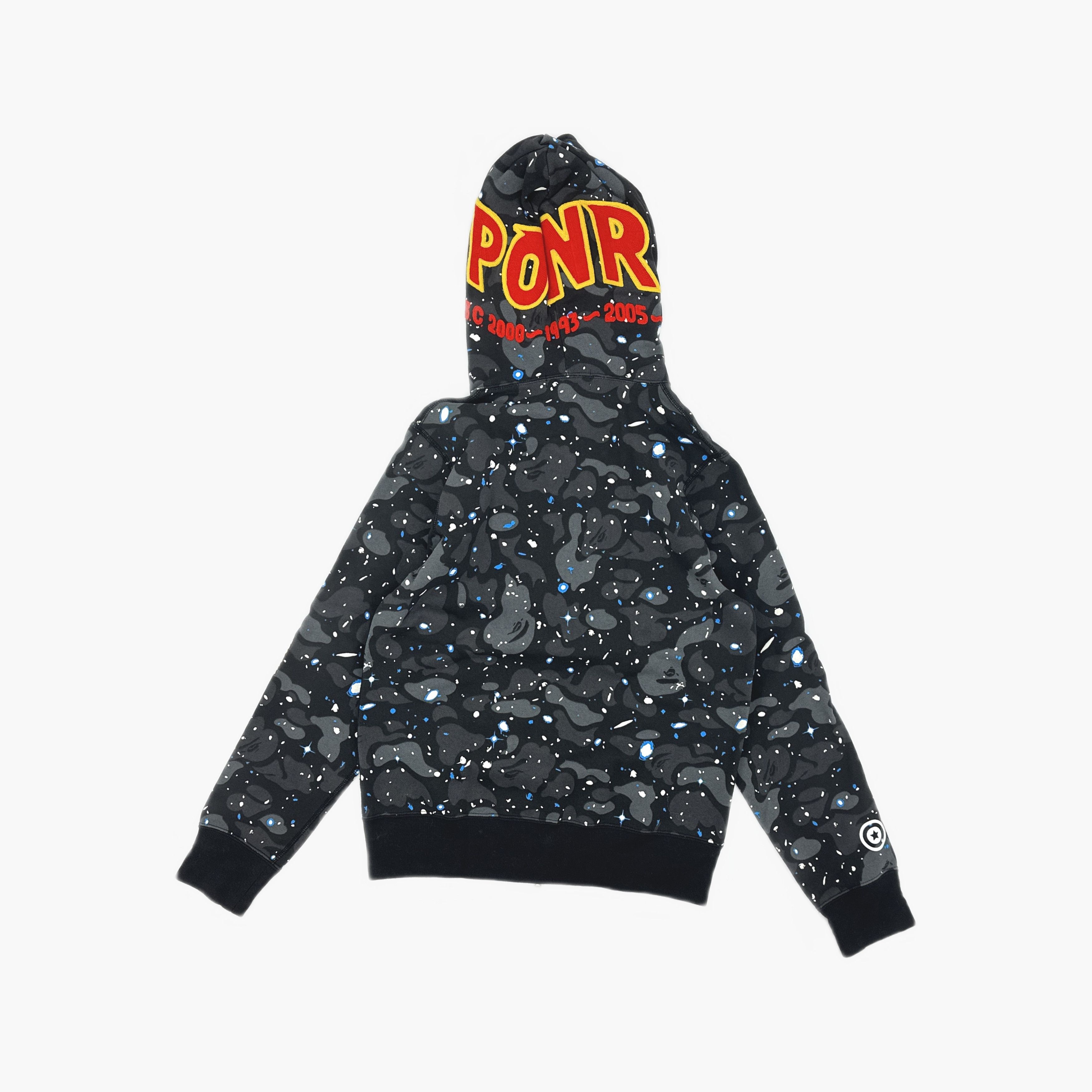 Bape A BATHING APE Star Glow Shark Hoodie Size M Size US M / EU 48-50 / 2 - 2 Thumbnail