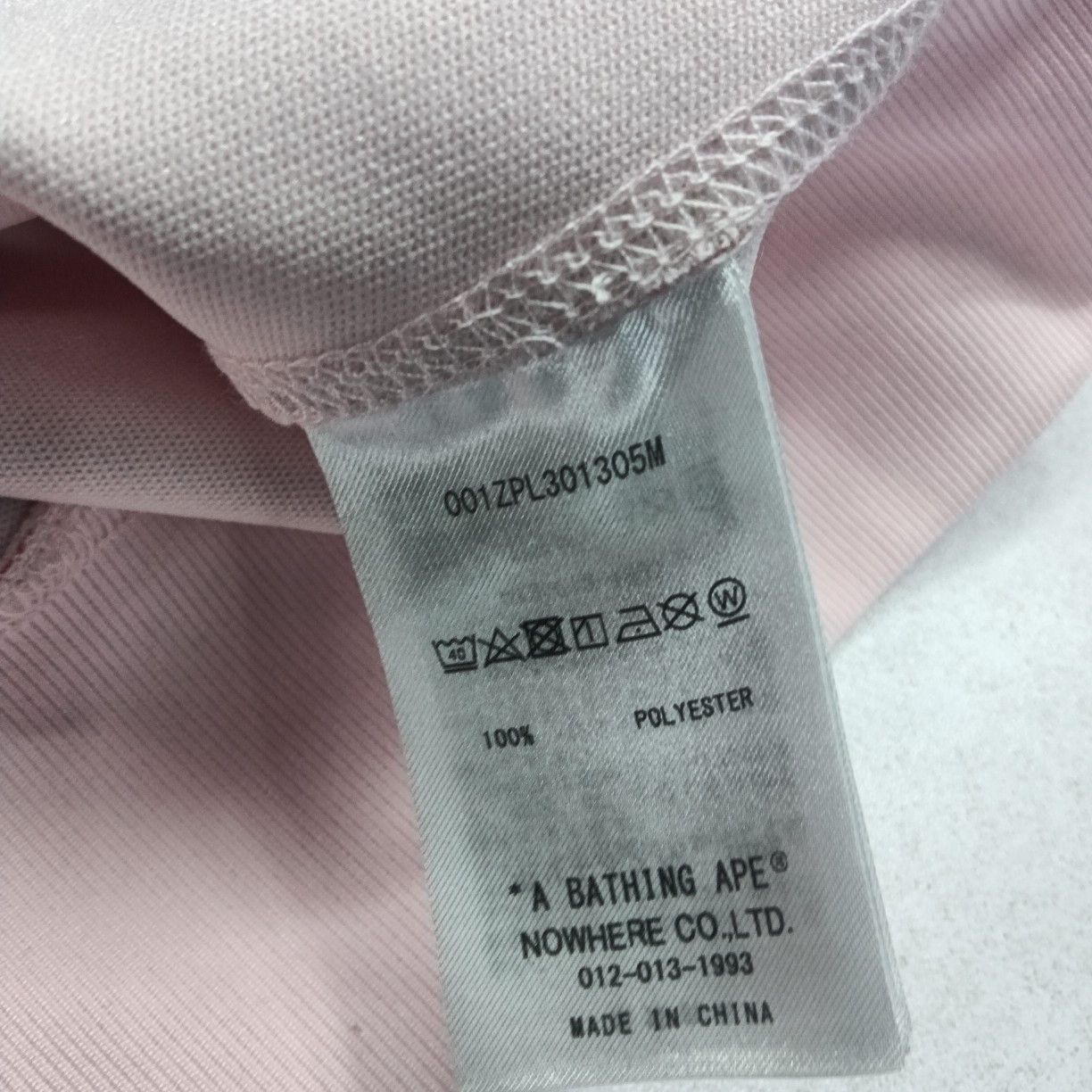 Bape A Bathing Ape Pink Camo Shark Hoodie Size M Size US M / EU 48-50 / 2 - 4 Thumbnail