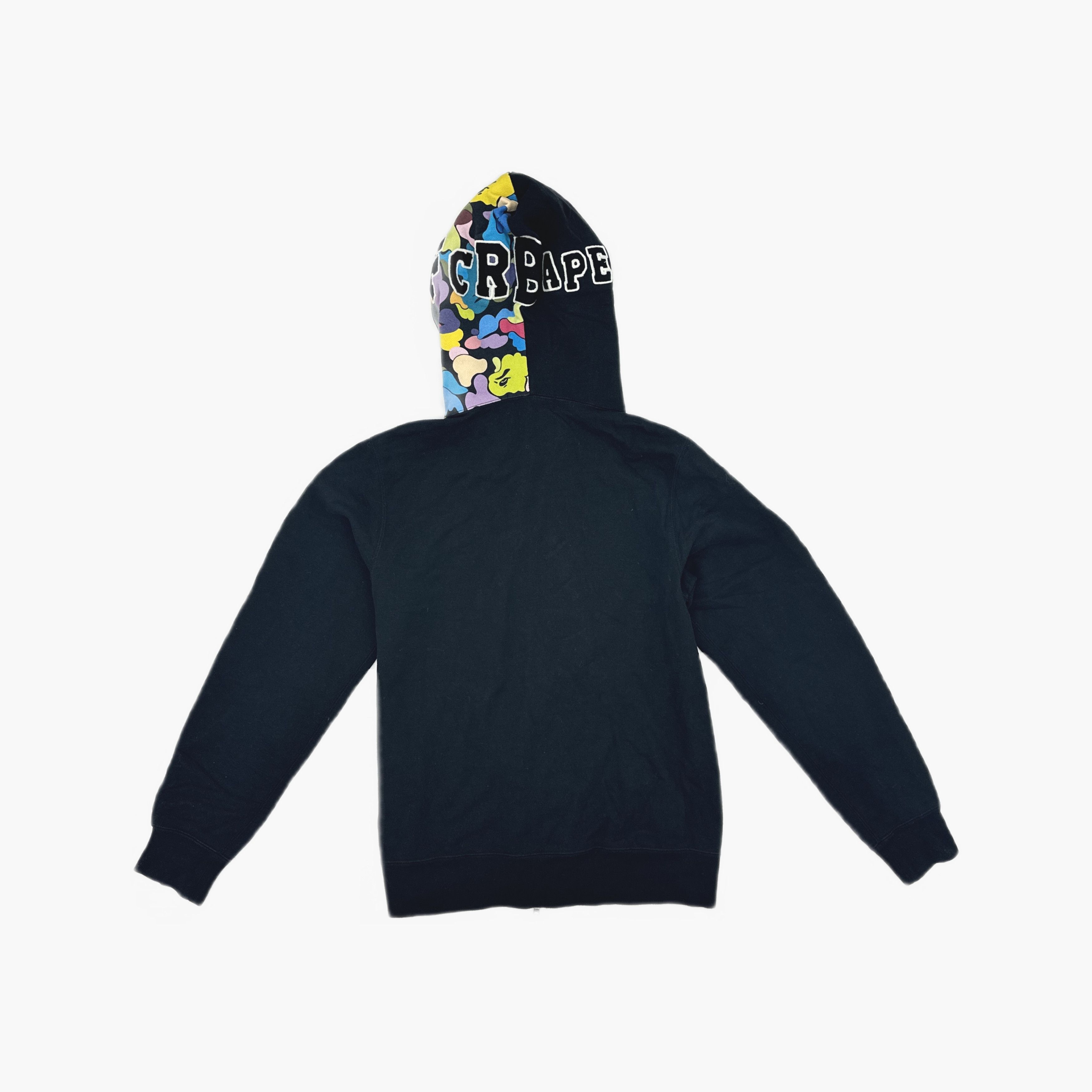 Bape × F.C. Real Bristol A Bathing Ape x F.C. Real Bristol Shark Hoodie Size L Size US L / EU 52-54 / 3 - 2 Thumbnail