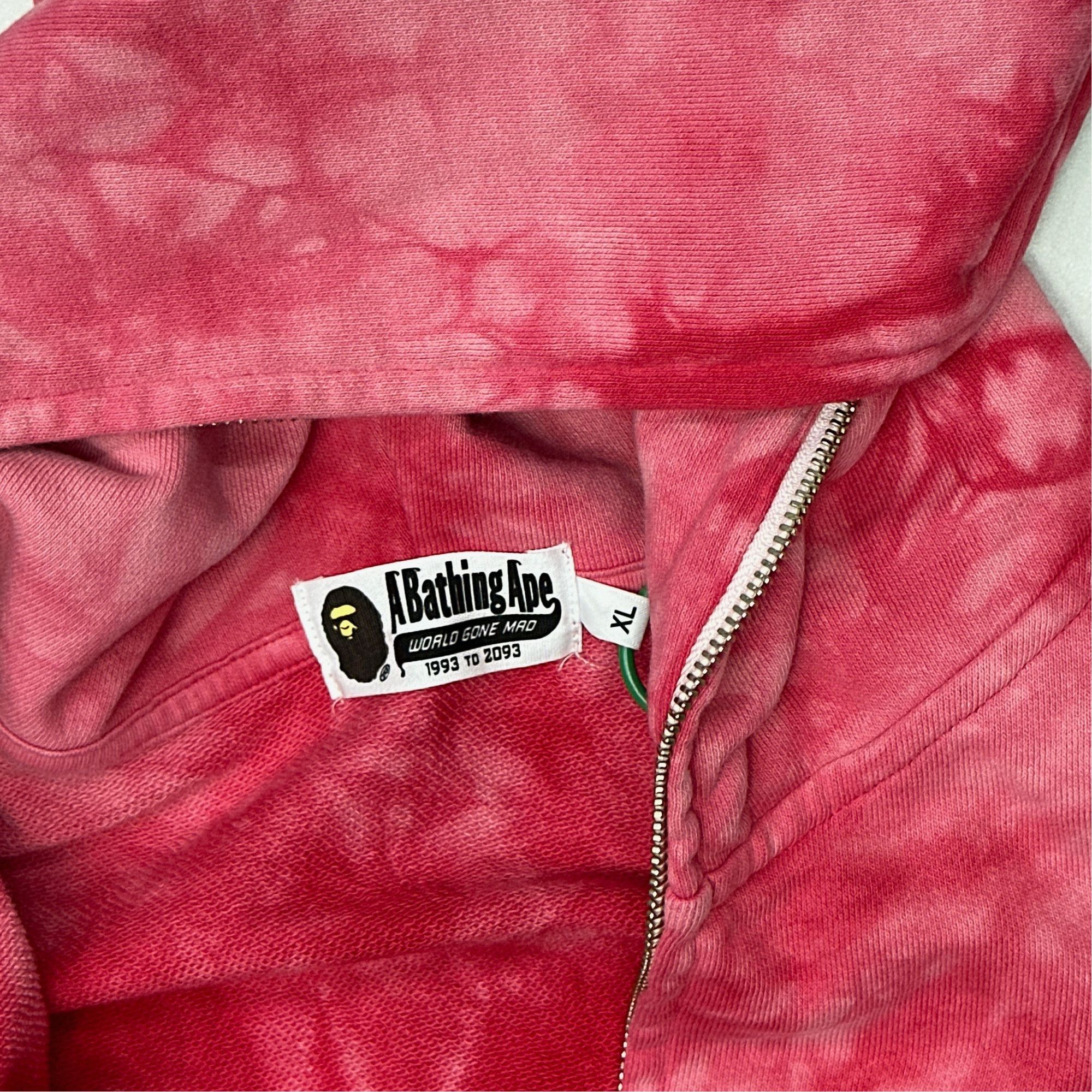 Bape A BATHING APE Tie-Dye Zip Up Hoodie Red Size XL Size US XL / EU 56 / 4 - 2 Thumbnail
