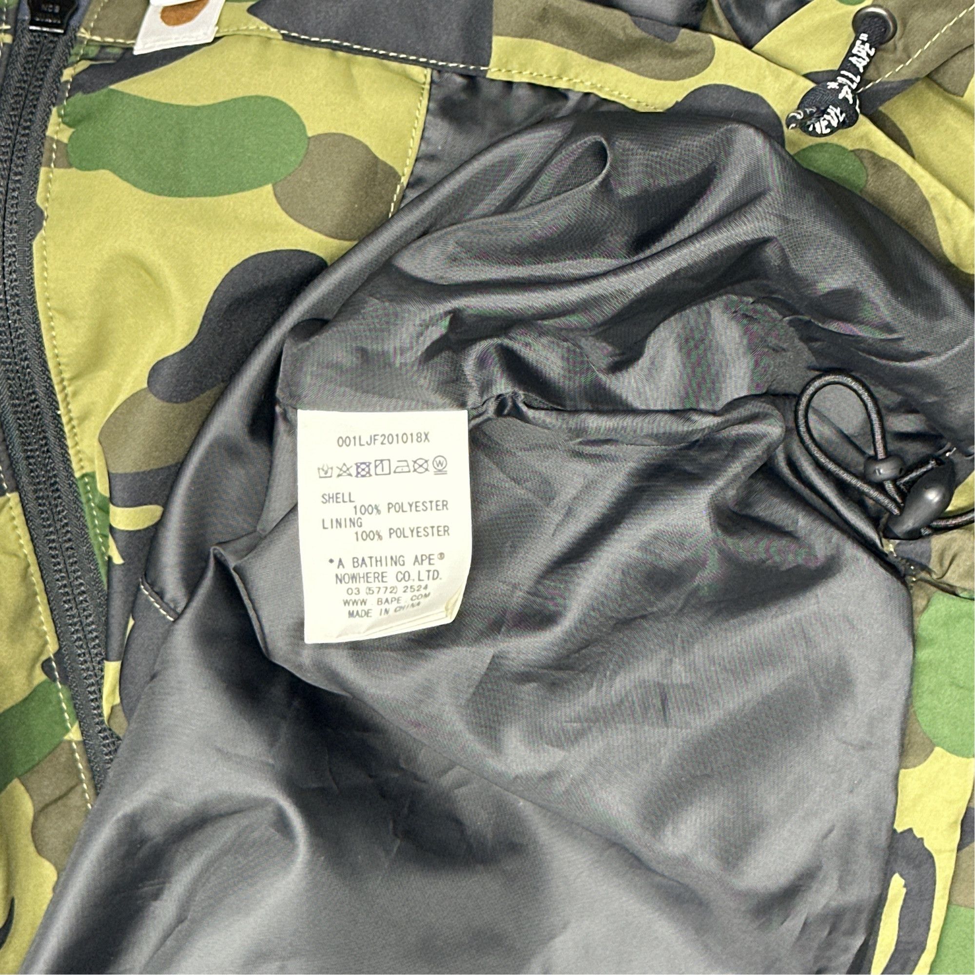 Bape A BATHING APE 1st Camo Hoodie Jacket Size L Size US L / EU 52-54 / 3 - 2 Thumbnail