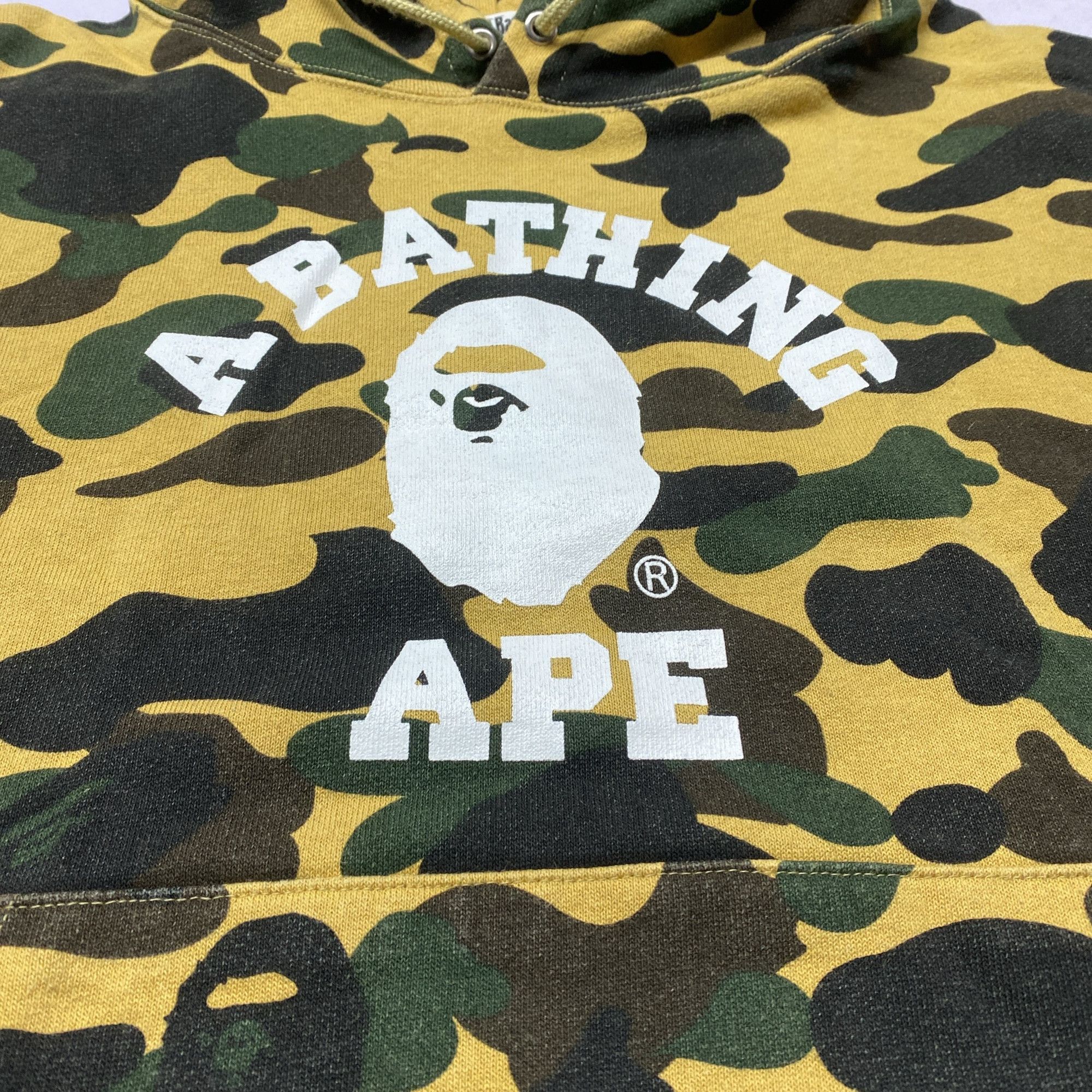 Bape A Bathing Ape Yellow Camo Hoodie Size M Size US M / EU 48-50 / 2 - 4 Thumbnail