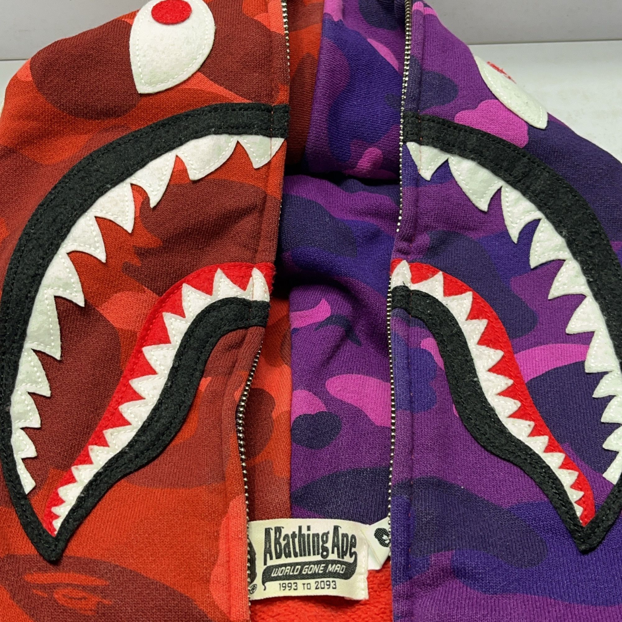 Bape A Bathing Ape Multi-Color Shark Hoodie Size M Size US M / EU 48-50 / 2 - 9 Thumbnail