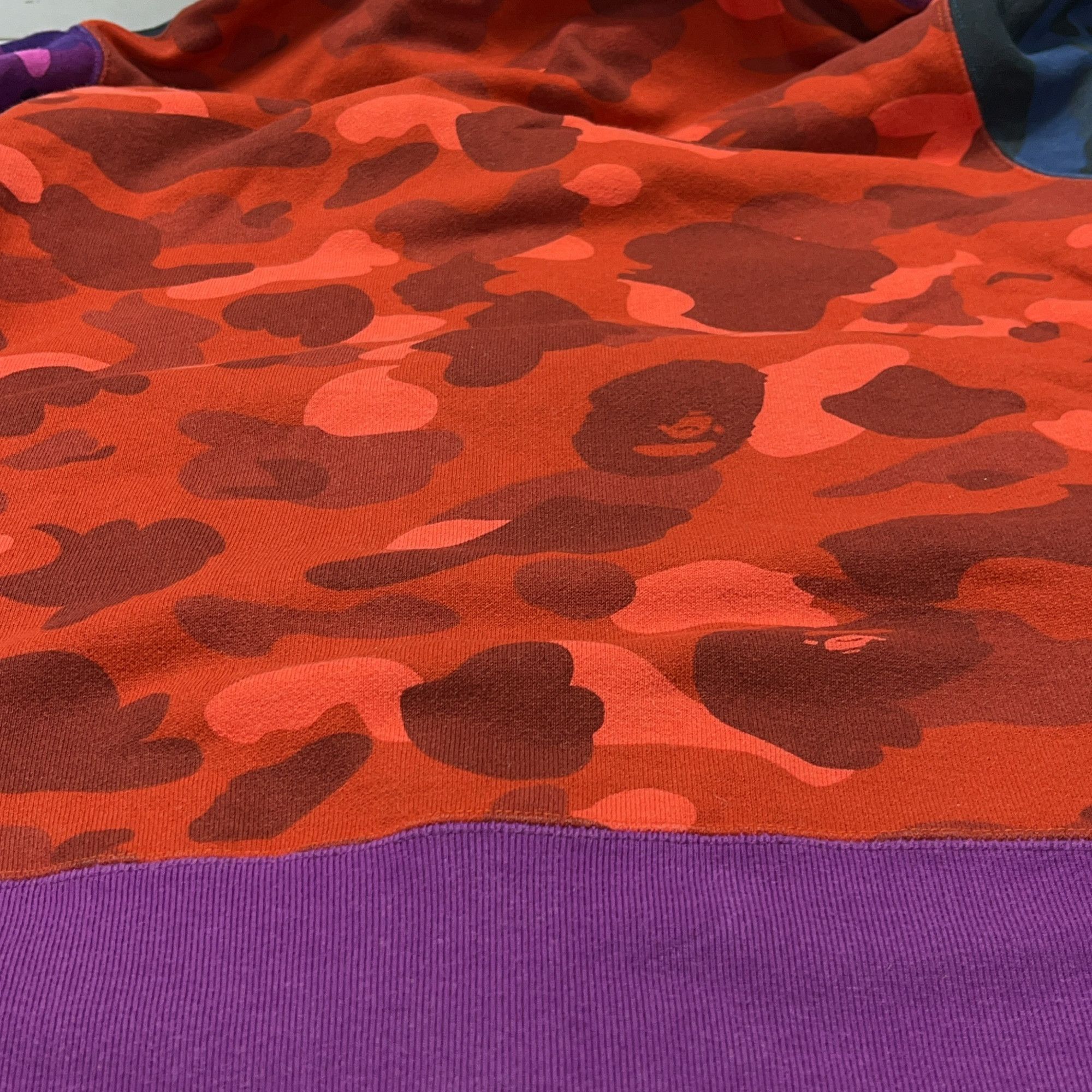 Bape A Bathing Ape Multi-Color Shark Hoodie Size M Size US M / EU 48-50 / 2 - 13 Thumbnail