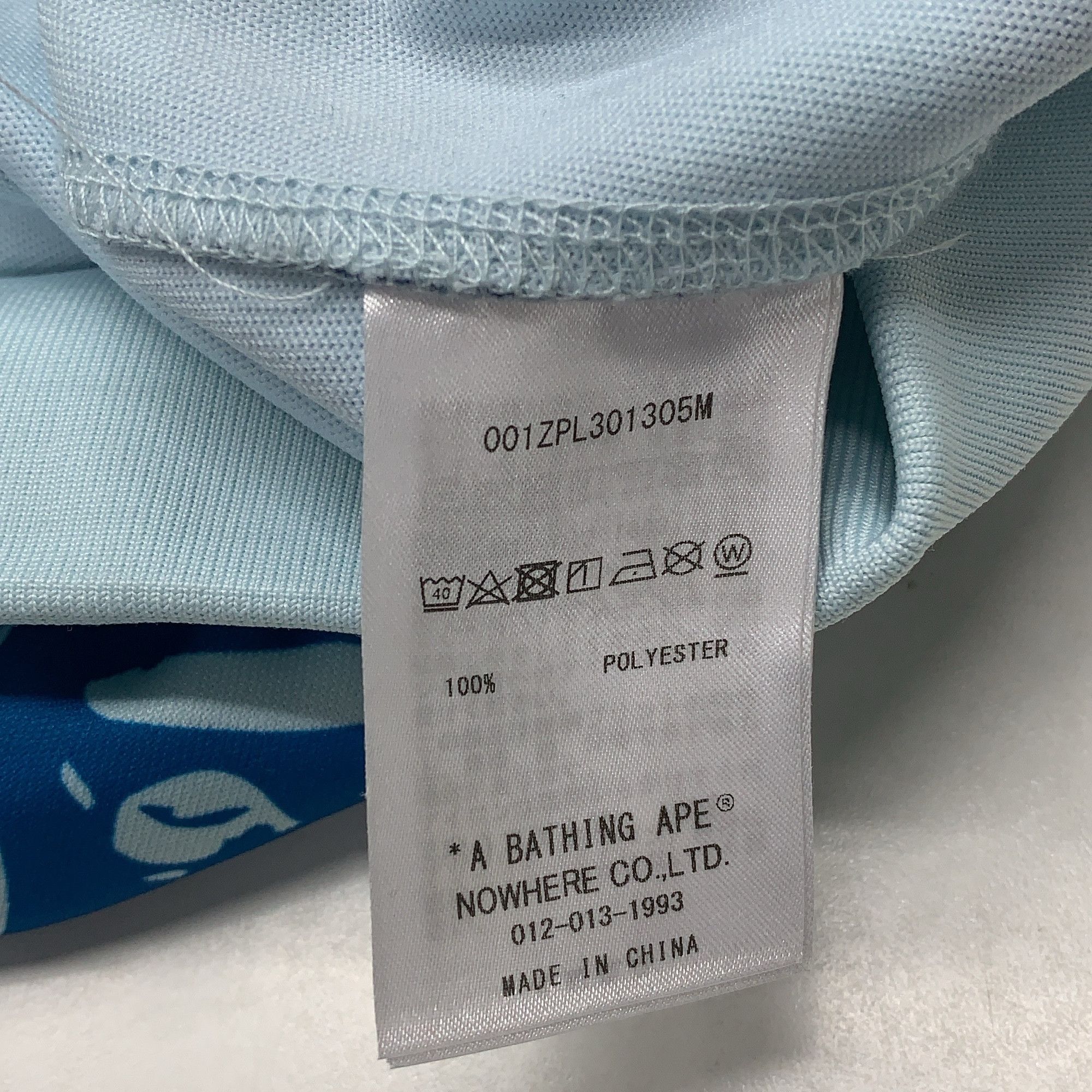 Bape A BATHING APE Blue Camo Shark Hoodie Size L Size US L / EU 52-54 / 3 - 4 Thumbnail