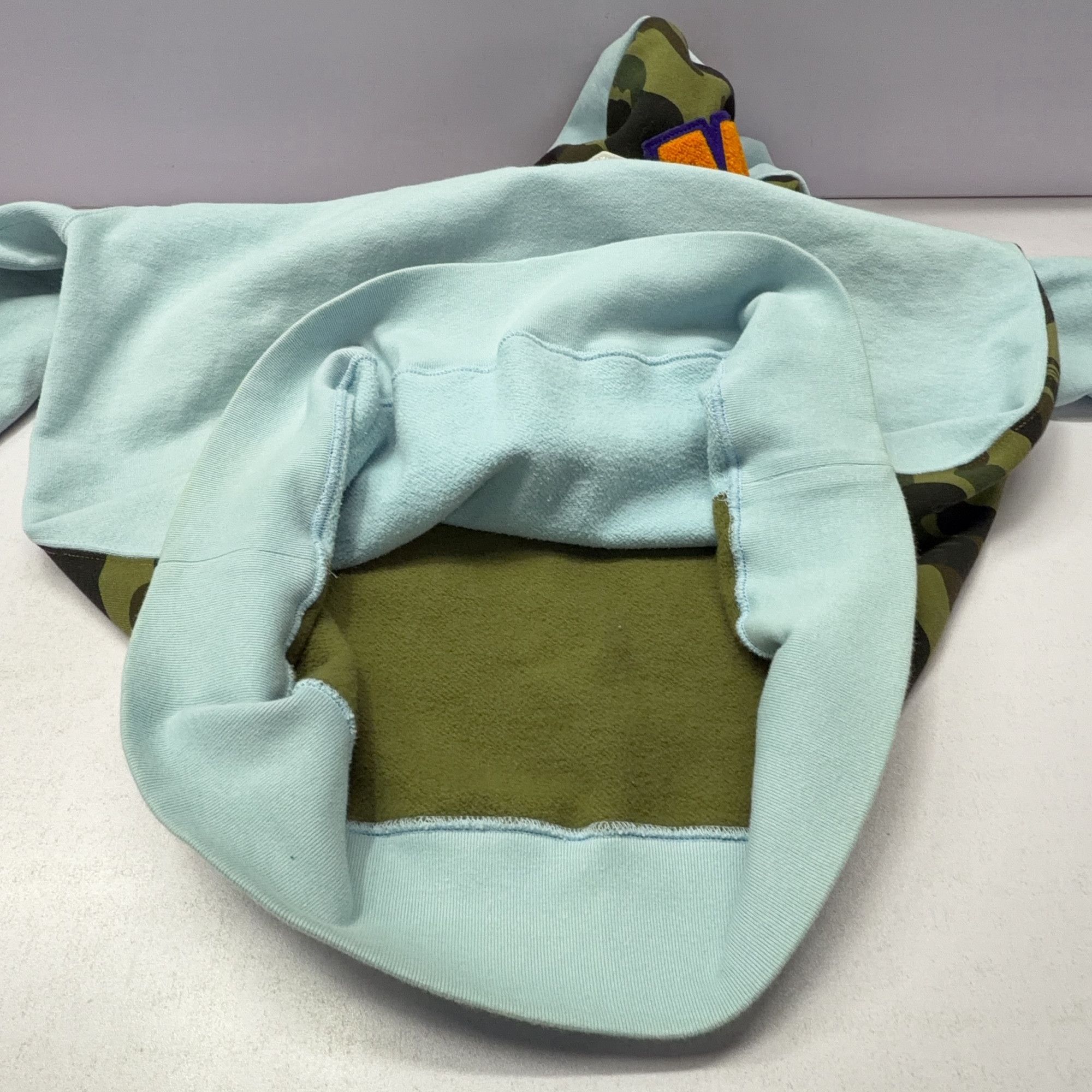Bape A Bathing Ape Shark Camo Hoodie XL Size US XL / EU 56 / 4 - 12 Thumbnail