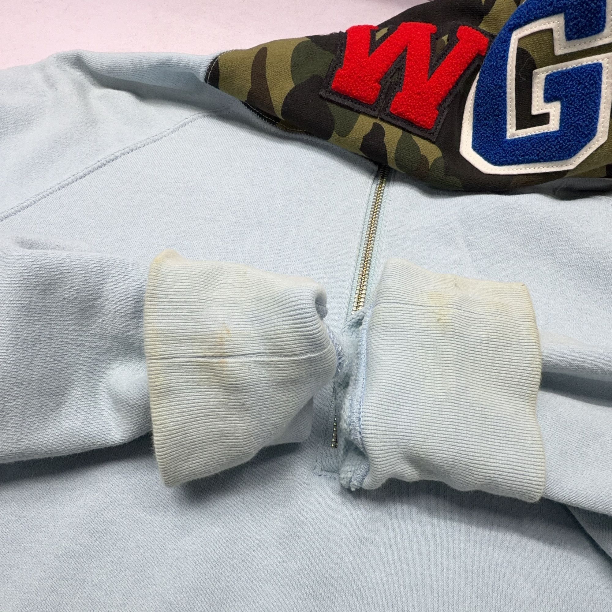 Bape A Bathing Ape Shark Camo Hoodie XL Size US XL / EU 56 / 4 - 10 Thumbnail