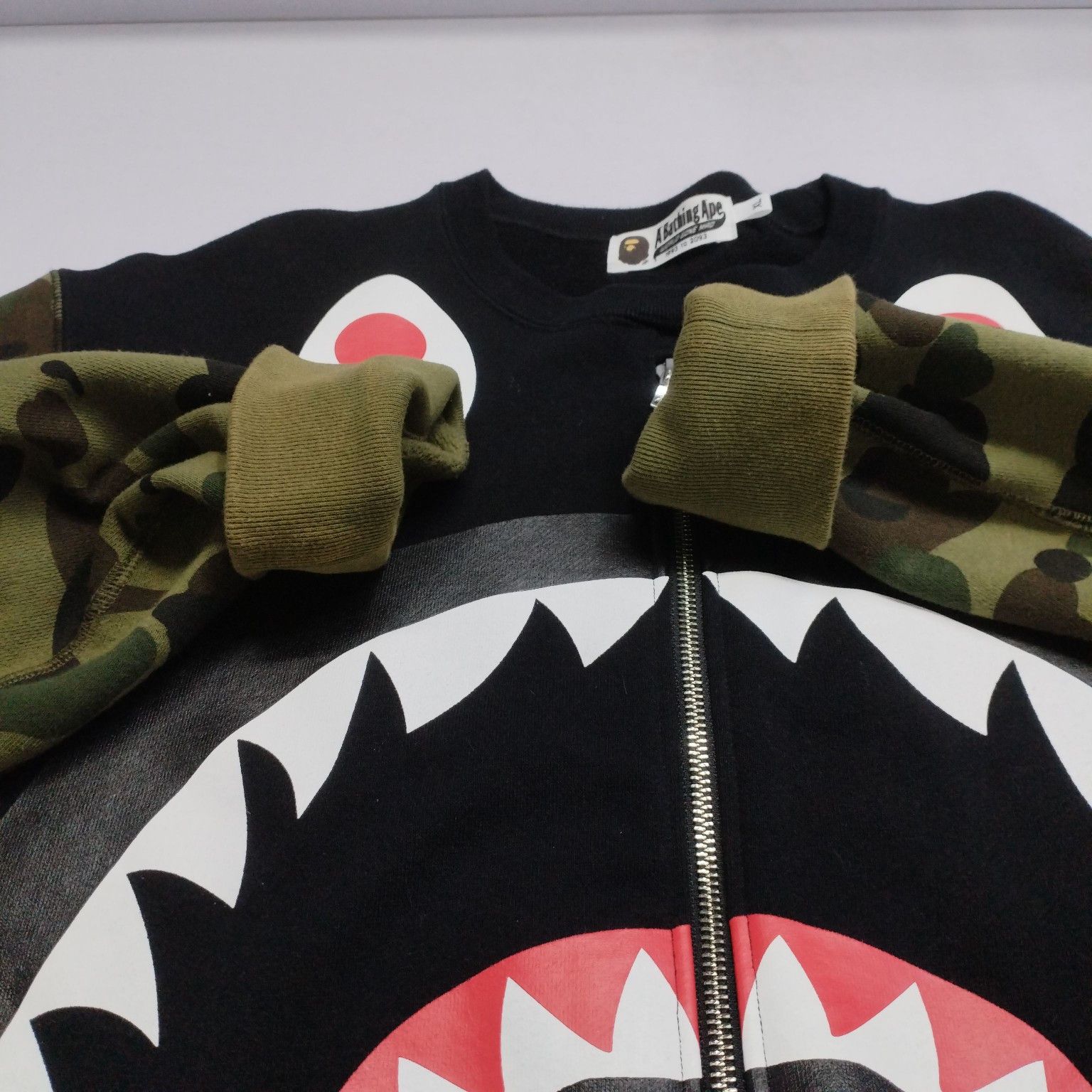 Bape A Bathing Ape Camo Sleeve Shark Sweatshirt XL Size US XL / EU 56 / 4 - 7 Thumbnail