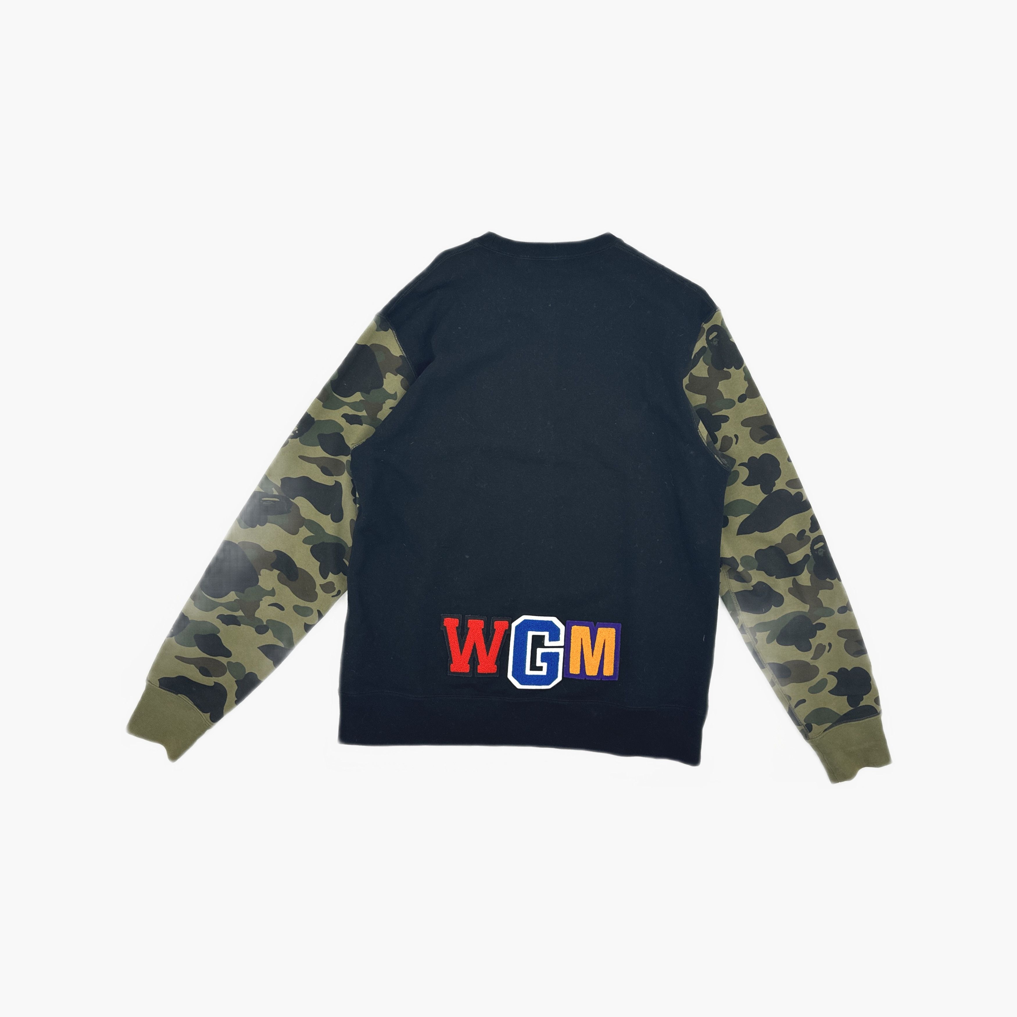 Bape A Bathing Ape Camo Sleeve Shark Sweatshirt XL Size US XL / EU 56 / 4 - 2 Thumbnail