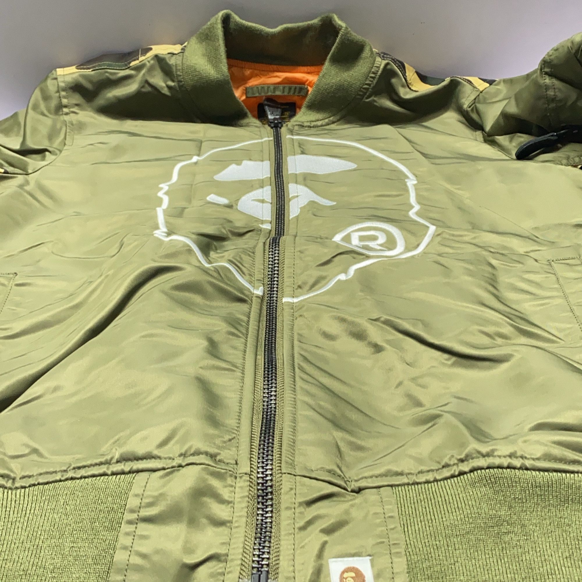 Bape A Bathing Ape Camo Logo Bomber Jacket Size M Size US M / EU 48-50 / 2 - 8 Thumbnail
