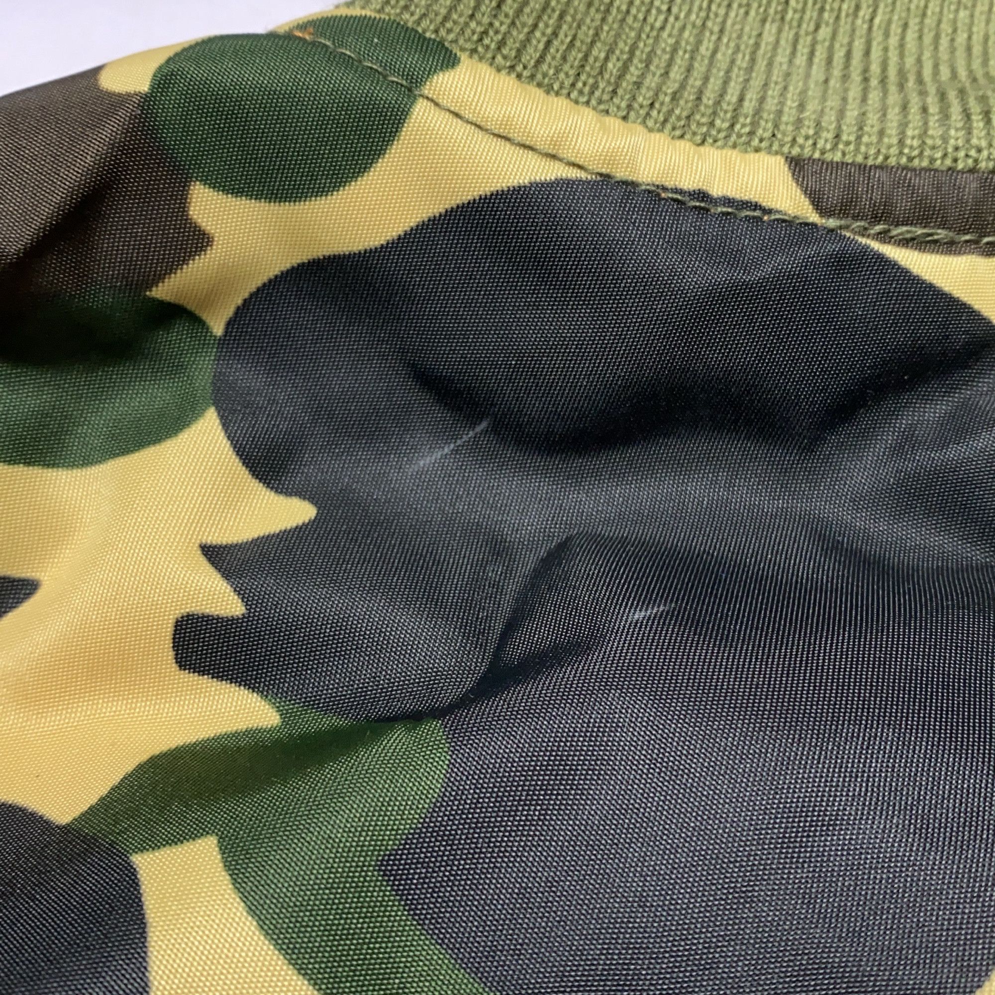 Bape A Bathing Ape Camo Logo Bomber Jacket Size M Size US M / EU 48-50 / 2 - 6 Thumbnail