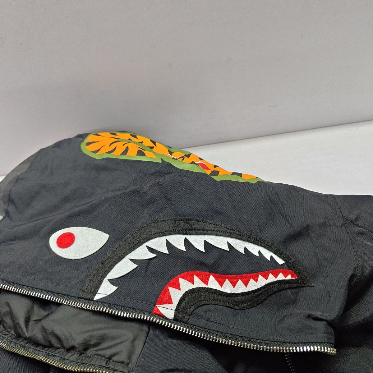 Bape A BATHING APE Shark Camo Down Jacket Size XL Size US XL / EU 56 / 4 - 8 Thumbnail