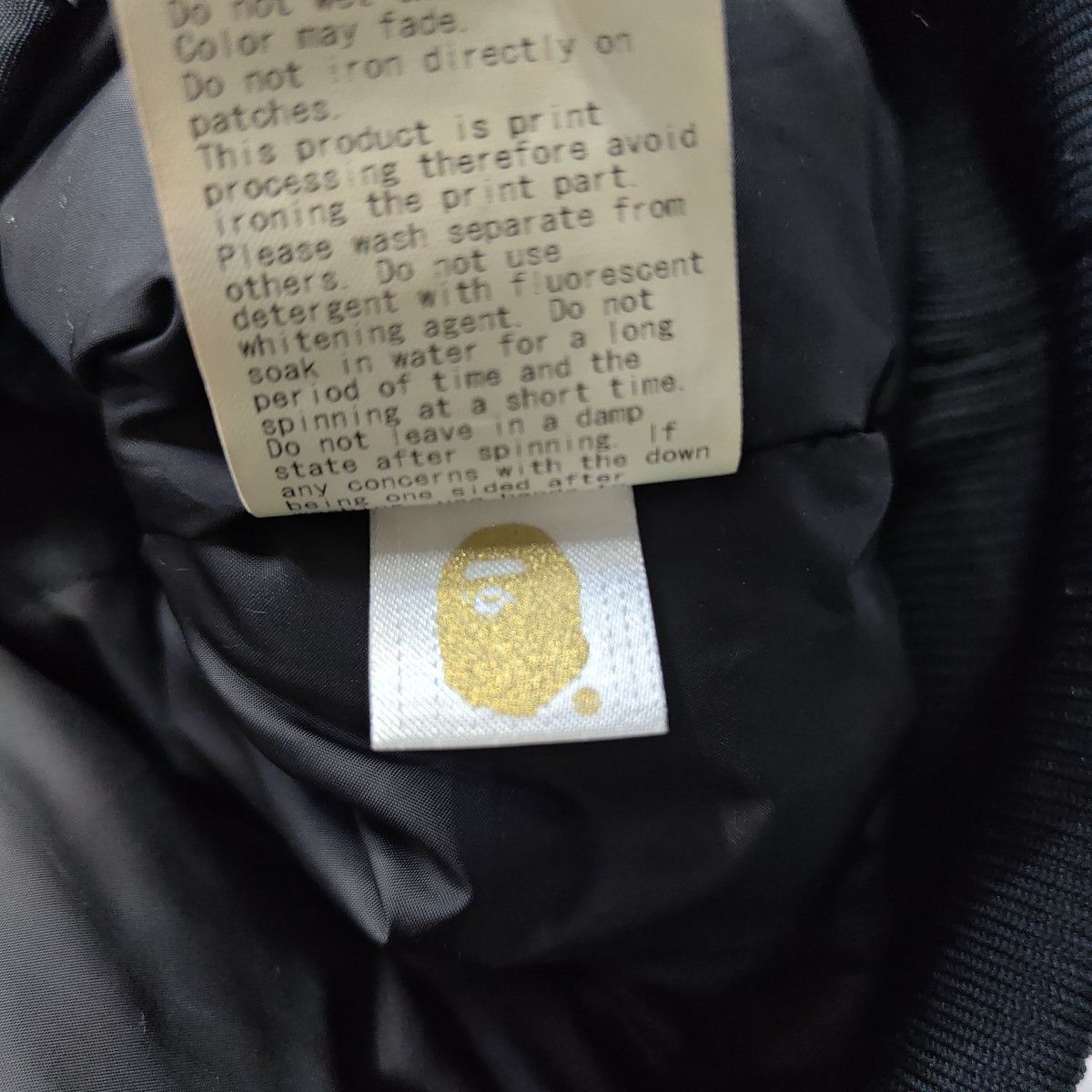 Bape A BATHING APE Shark Camo Down Jacket Size XL Size US XL / EU 56 / 4 - 5 Thumbnail