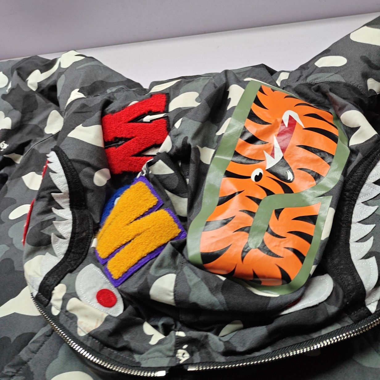 Bape A BATHING APE Camo Down Jacket Size L Size US L / EU 52-54 / 3 - 7 Thumbnail