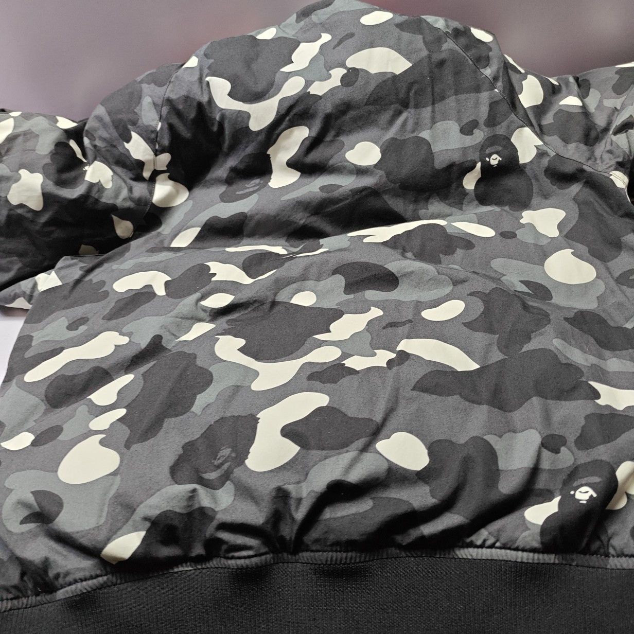 Bape A BATHING APE Camo Down Jacket Size L Size US L / EU 52-54 / 3 - 12 Thumbnail
