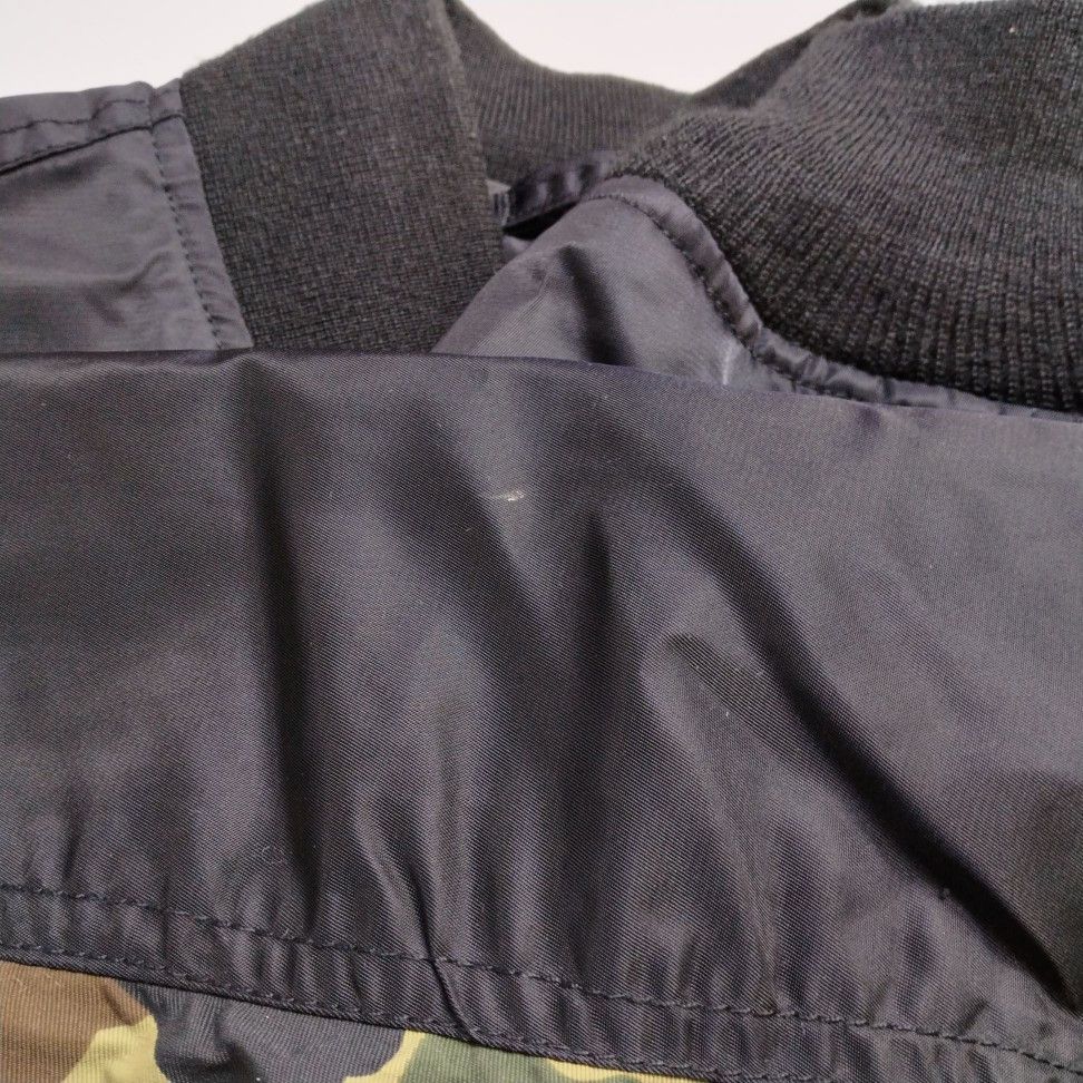 Bape A BATHING APE Camo Accent Bomber Jacket Size XXL Size US XXL / EU 58 / 5 - 6 Thumbnail