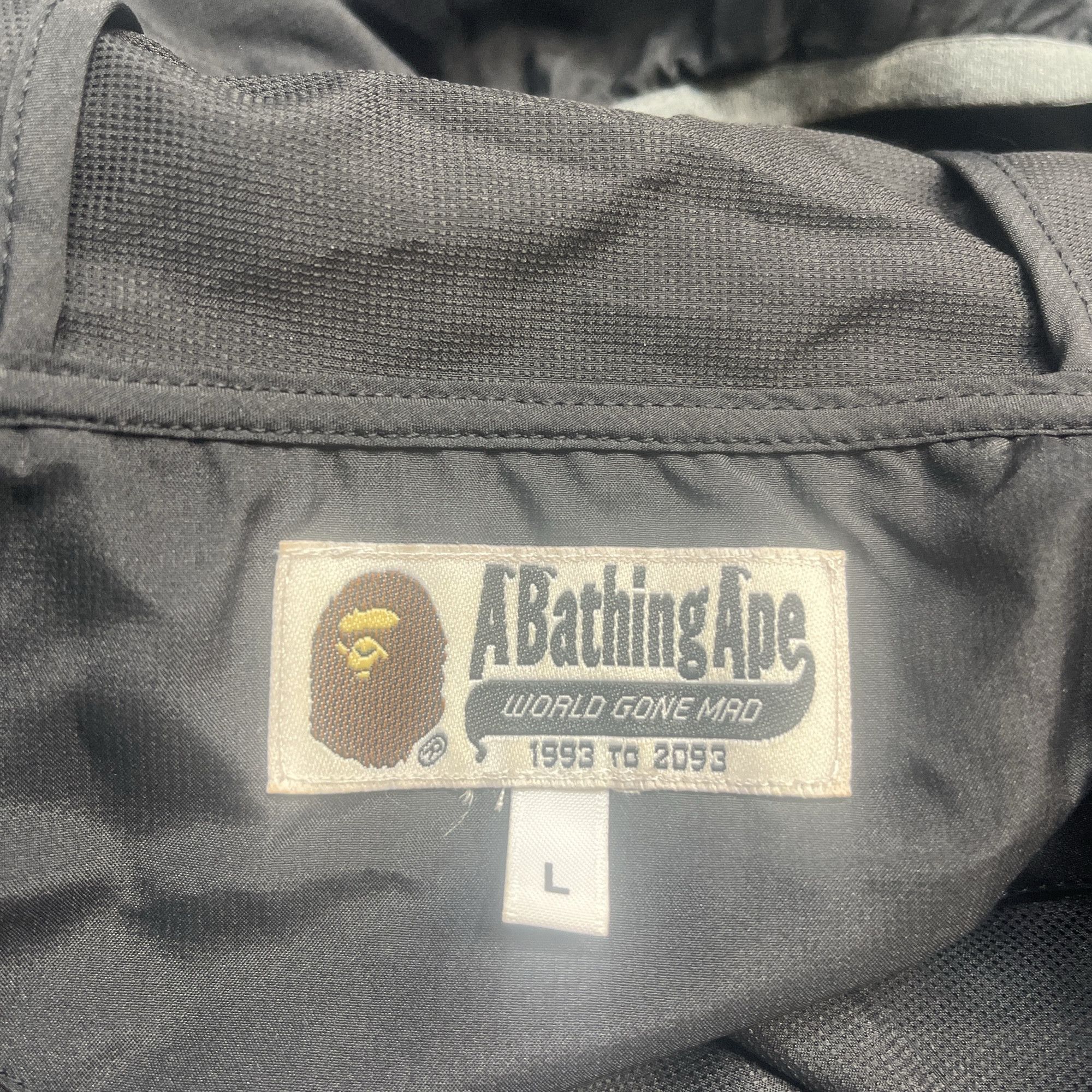 Bape A BATHING APE Logo Colorblock Windbreaker Size L Size US L / EU 52-54 / 3 - 4 Thumbnail