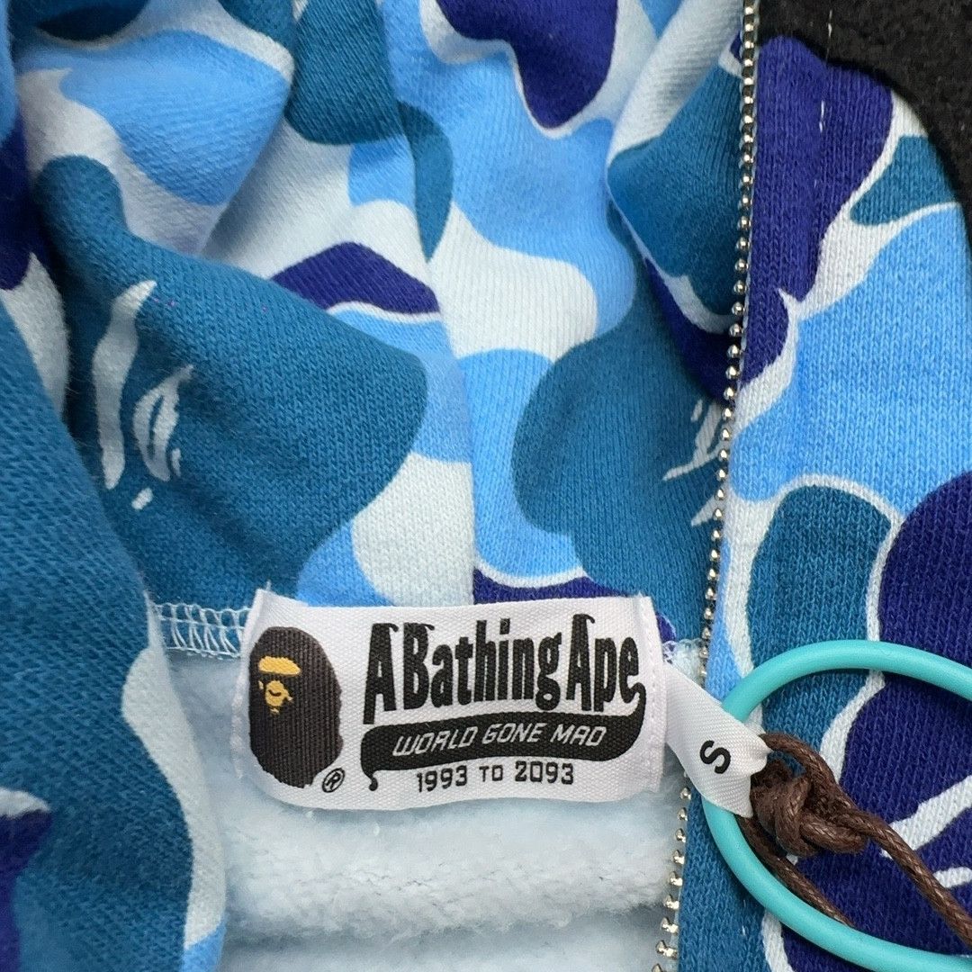Bape A BATHING APE Blue Camo Shark Full Zip Hoodie Size S Size US S / EU 44-46 / 1 - 4 Thumbnail