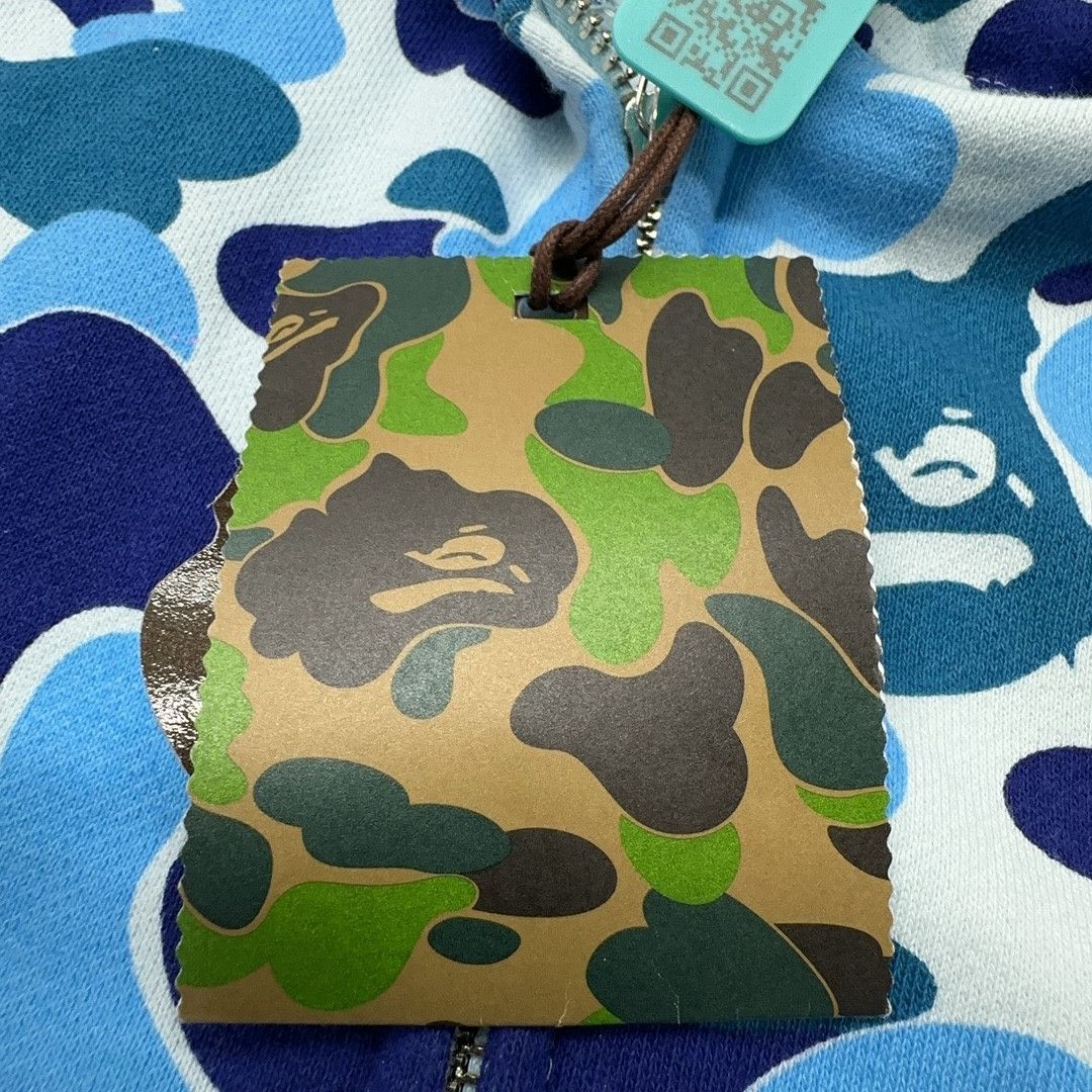 Bape A BATHING APE Blue Camo Shark Full Zip Hoodie Size S Size US S / EU 44-46 / 1 - 3 Thumbnail