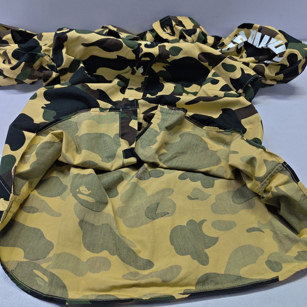 Bape A Bathing Ape Camo Logo Button Up Shirt Size L Size US L / EU 52-54 / 3 - 9 Thumbnail