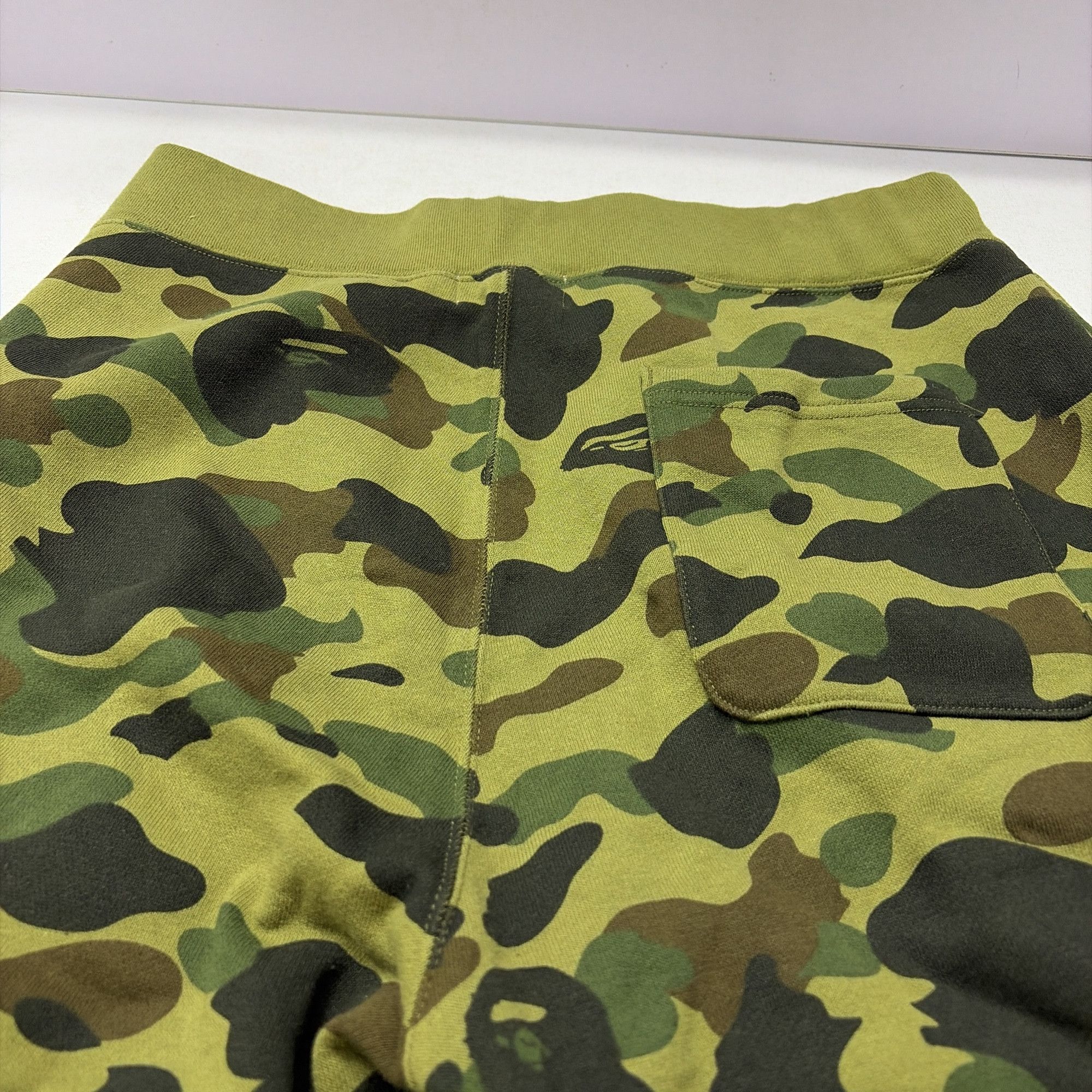 Bape A Bathing Ape Shark Camo Shorts Size L Size US 34 / EU 50 - 5 Thumbnail