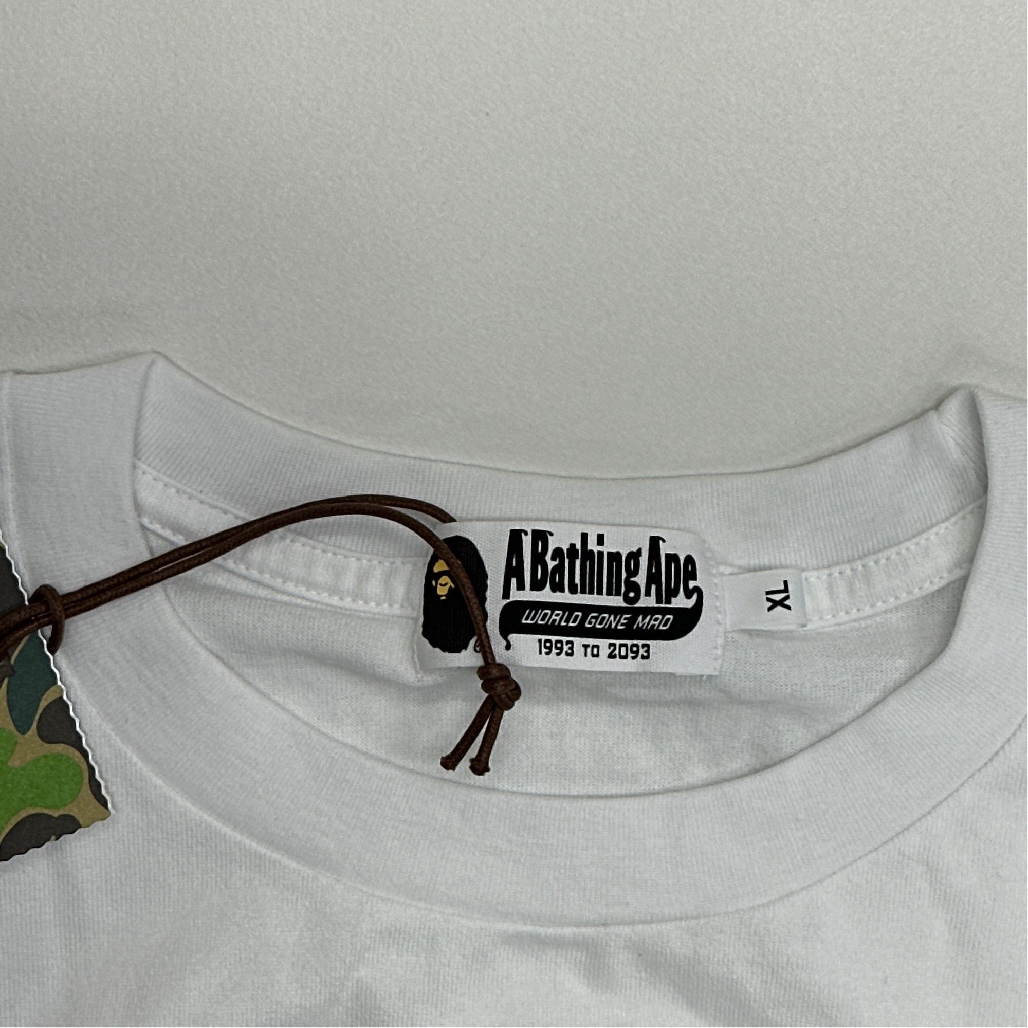 Bape A BATHING APE x VOGUE Camo Logo T-Shirt Size XL Size US XL / EU 56 / 4 - 3 Thumbnail