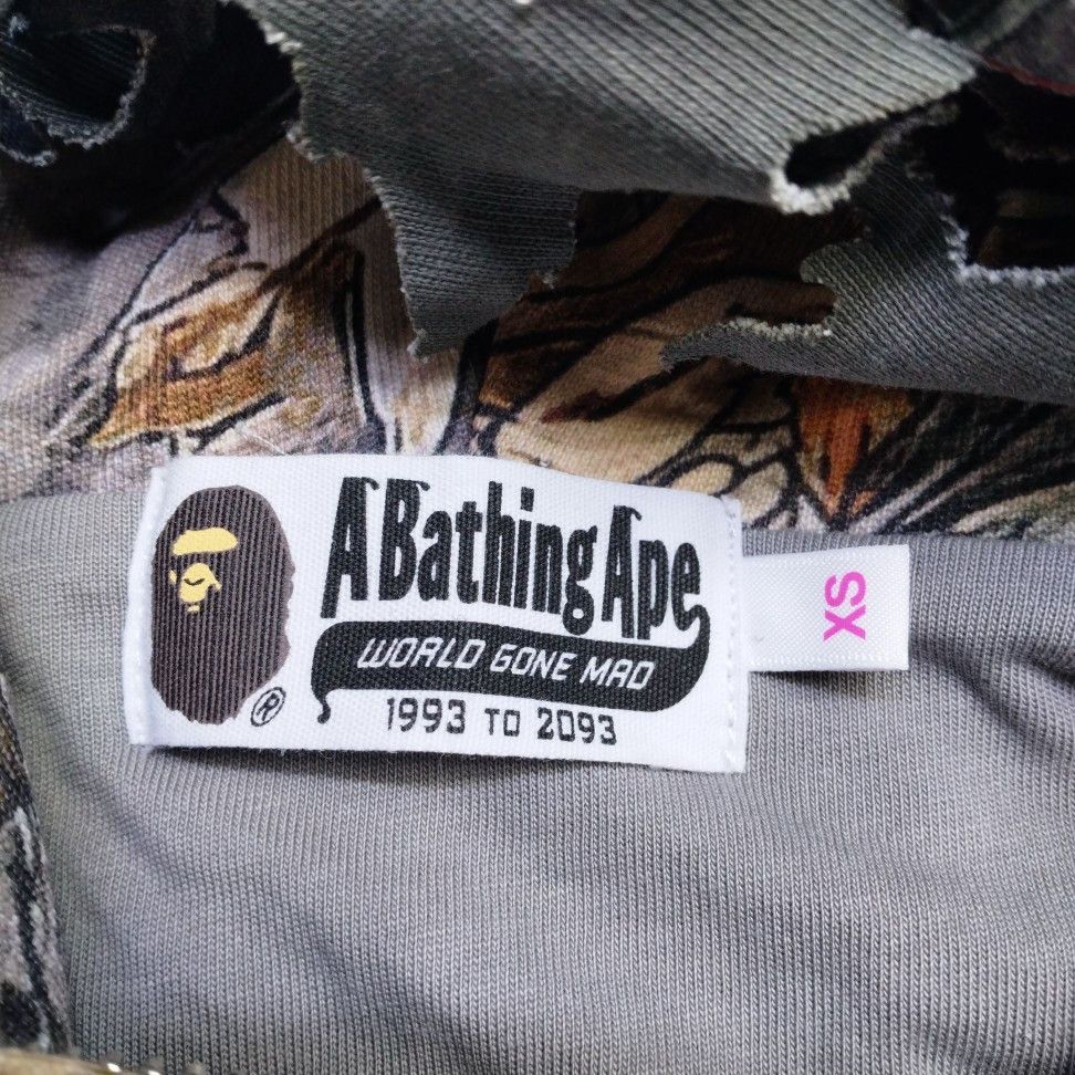 Bape A Bathing Ape Tree Edge Camo Shark Hoodie Size XS Size US XS / EU 42 / 0 - 4 Thumbnail