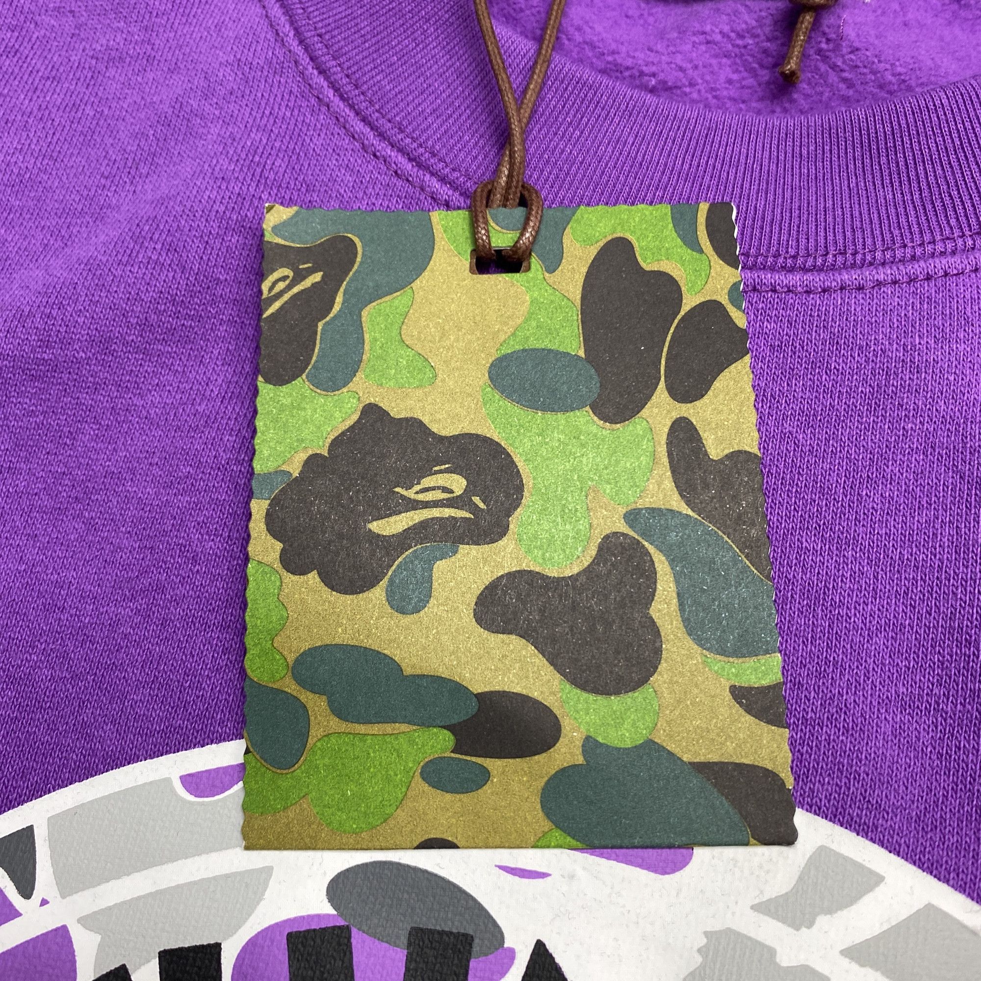 Bape A Bathing Ape NYC Logo Sweatshirt Size XL Size US XL / EU 56 / 4 - 4 Thumbnail