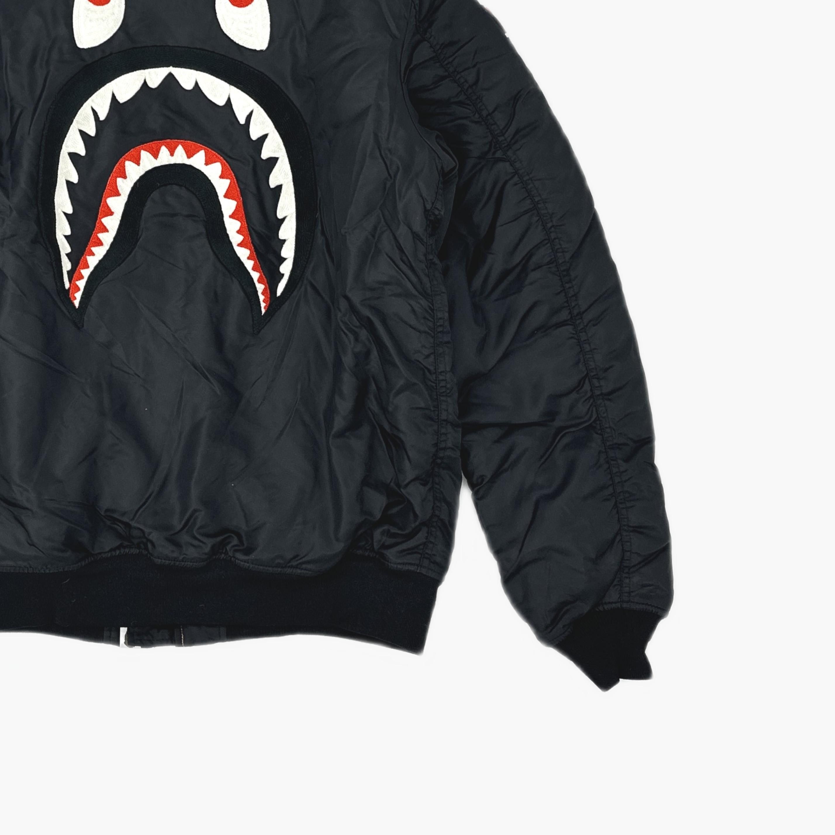Bape A BATHING APE Shark Graphic Bomber Jacket XL Size US XL / EU 56 / 4 - 5 Thumbnail