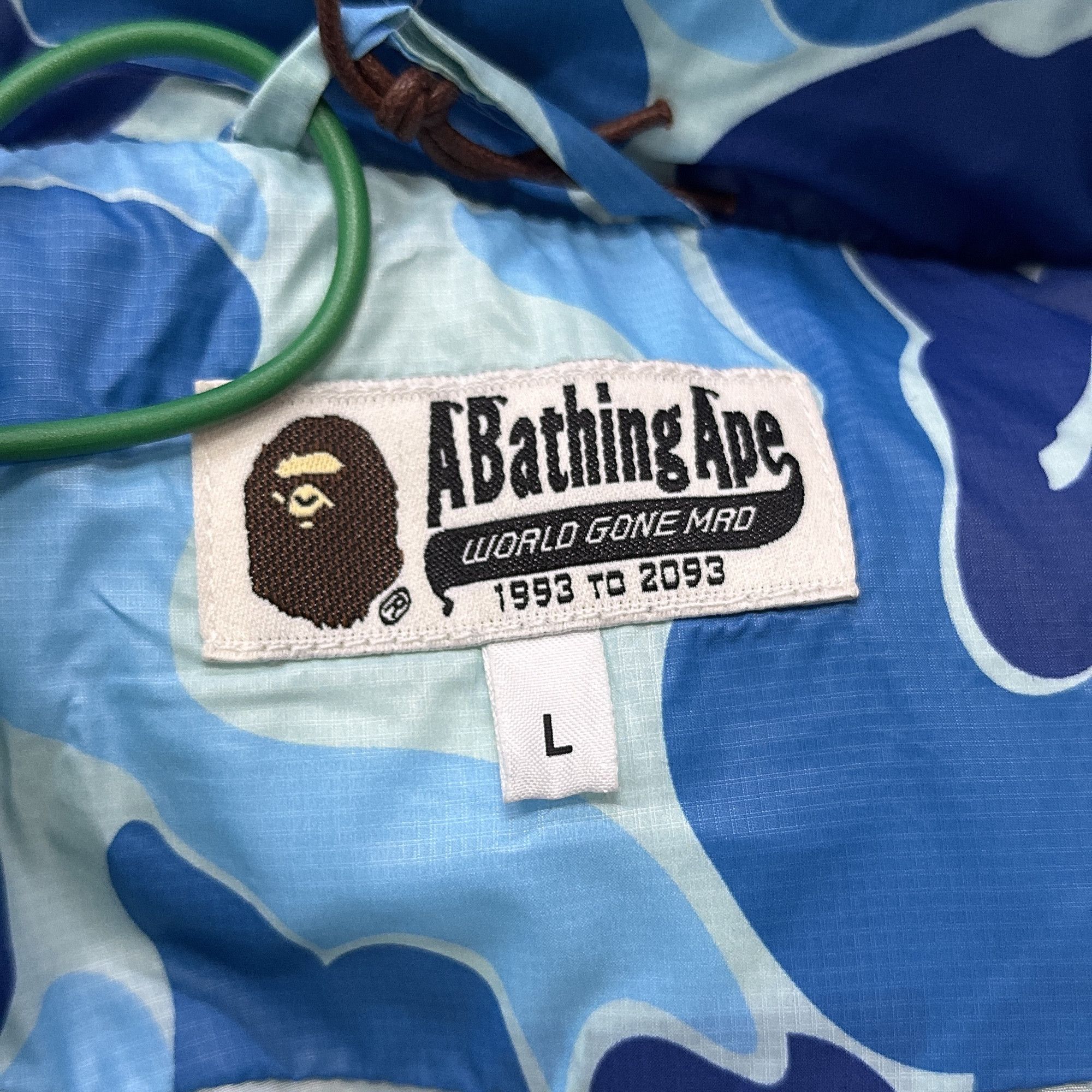 Bape A BATHING APE ABC Camo Down Jacket Size L Size US L / EU 52-54 / 3 - 2 Thumbnail