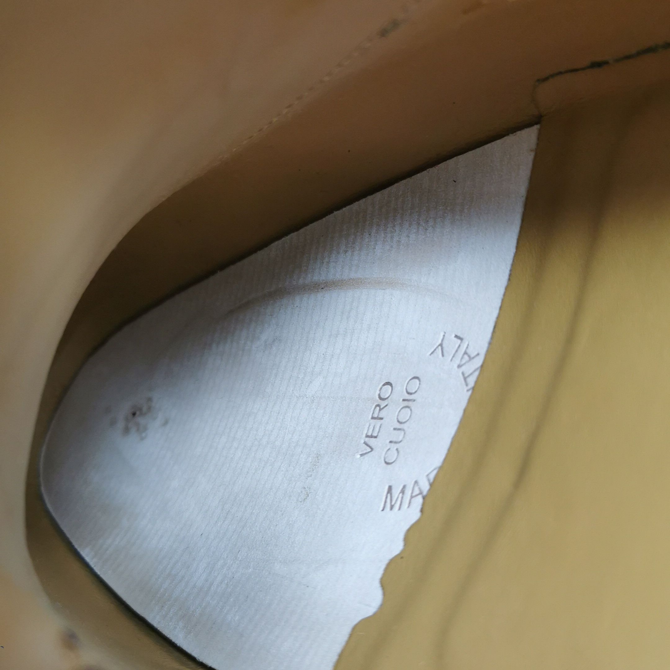 Gucci Gucci Men 7 Leather Size US 7 / EU 40 - 8 Thumbnail