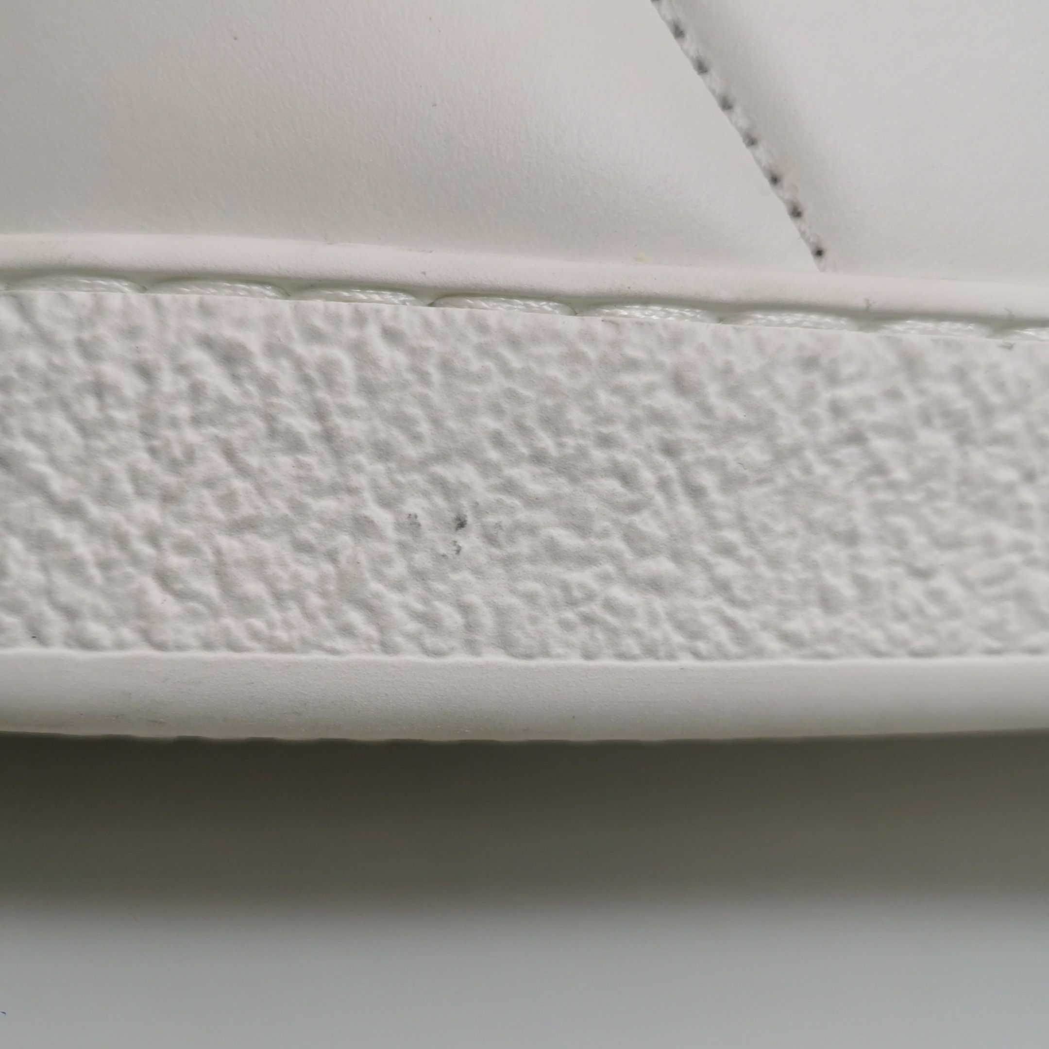 Gucci Gucci Men 7 Lowtop Sneakers Size US 7 / EU 40 - 9 Thumbnail