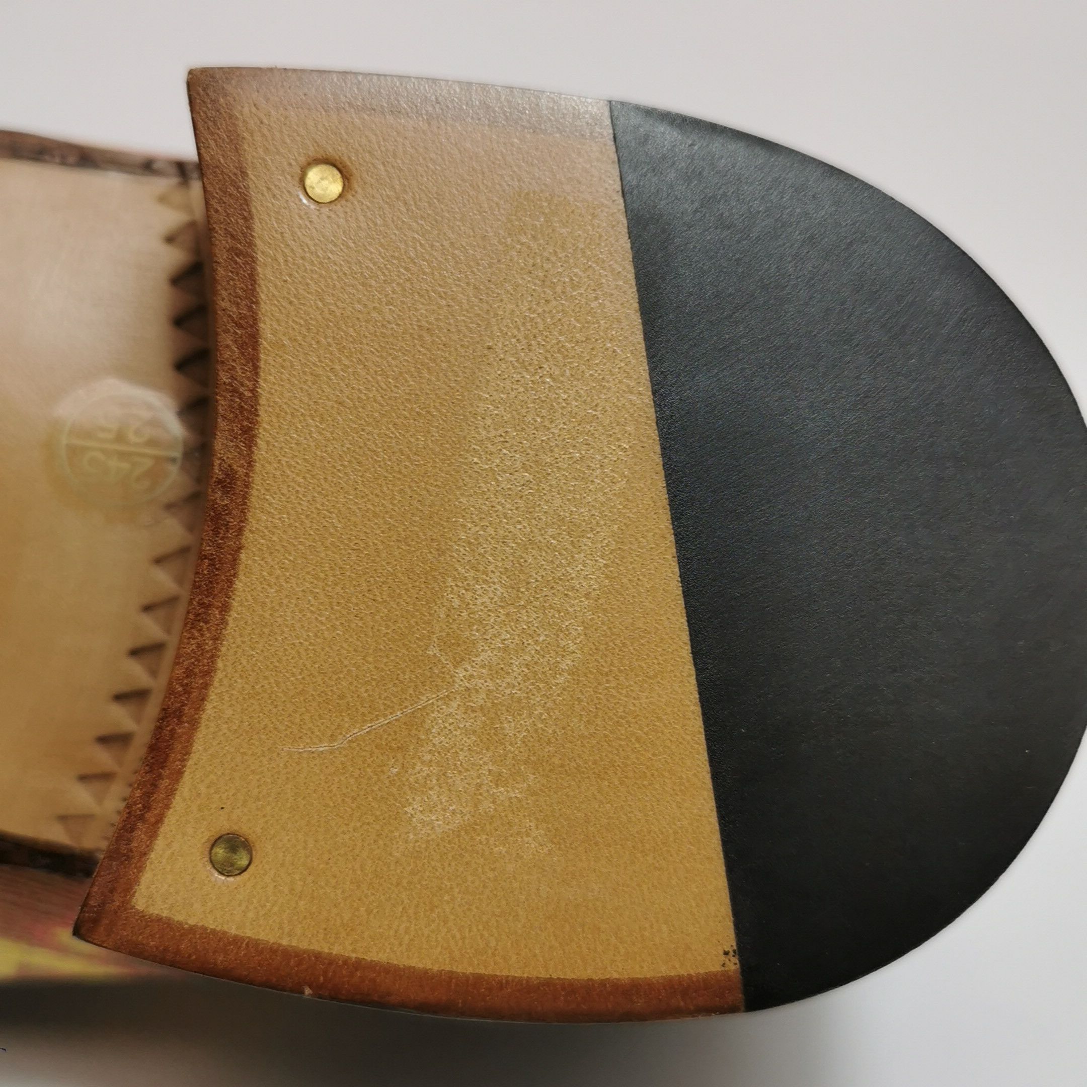 Gucci Gucci Men 7 Leather Size US 7 / EU 40 - 8 Thumbnail