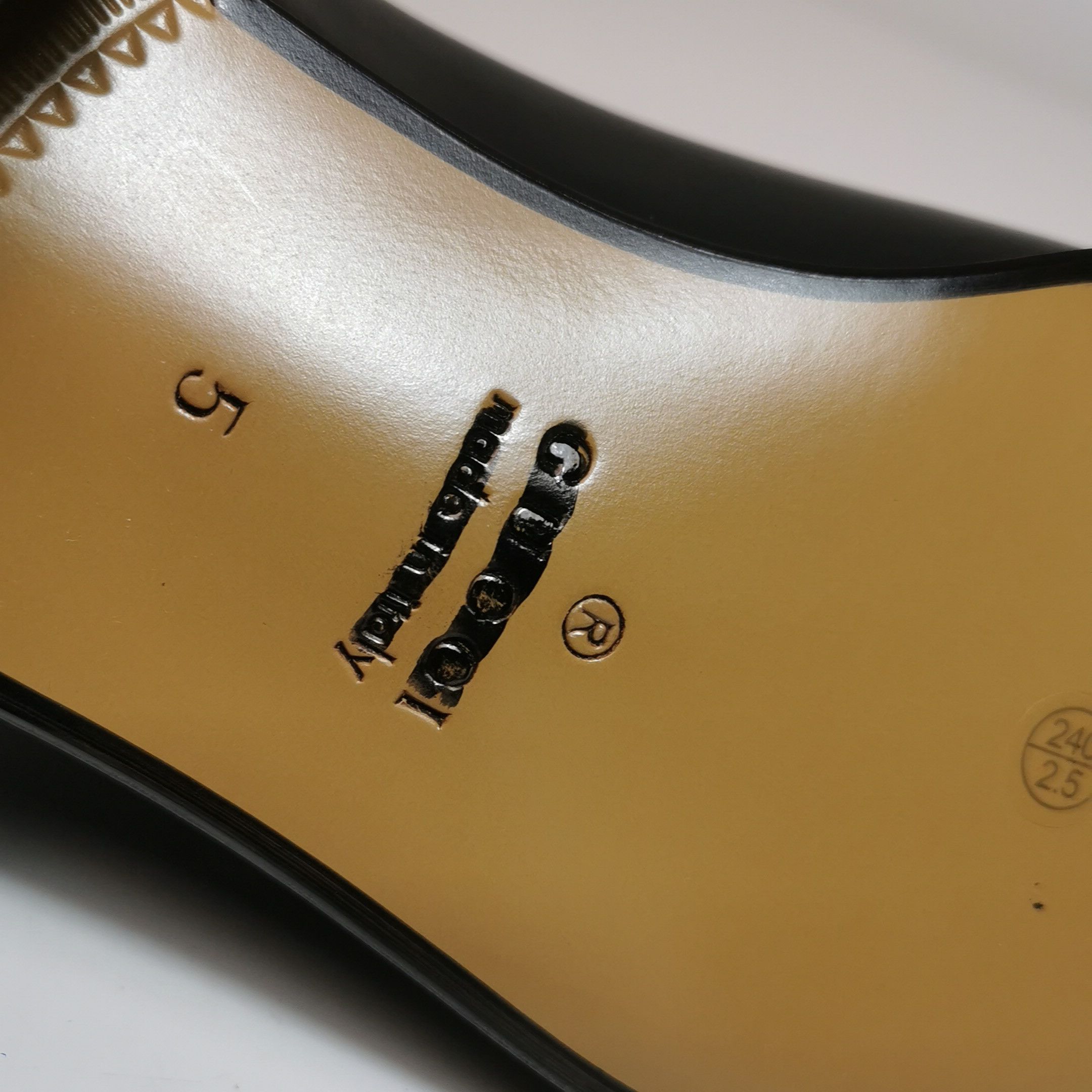 Gucci Gucci Men 6 Leather Size US 6 / EU 39 - 11 Thumbnail