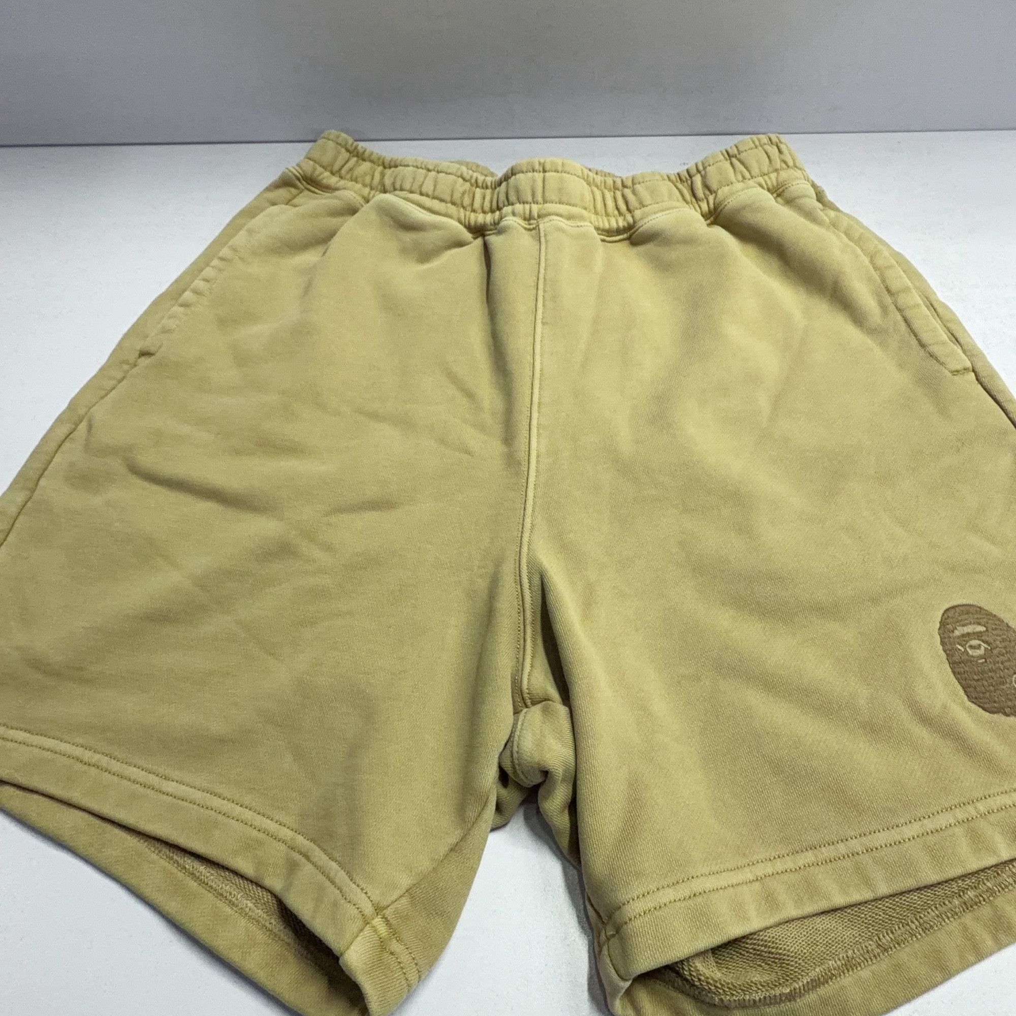 Bape A Bathing Ape Ape Head Logo Shorts Size L Size US 34 / EU 50 - 9 Thumbnail