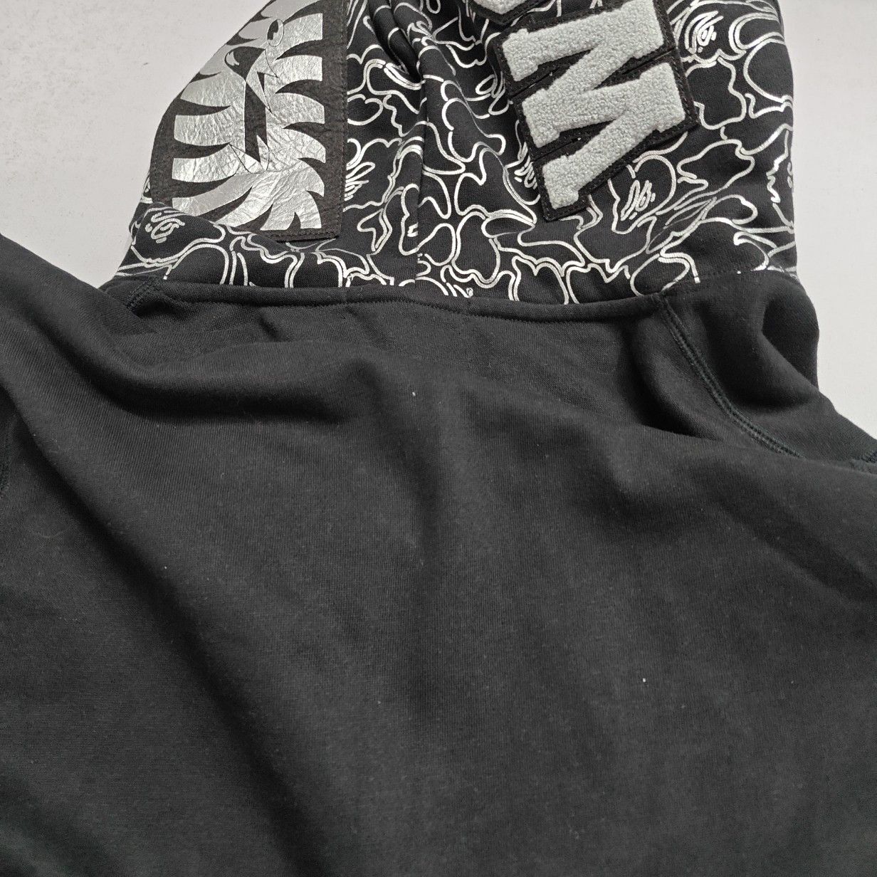 Bape A Bathing Ape x Hajime Sorayama Shark Hoodie Size M Size US M / EU 48-50 / 2 - 5 Thumbnail