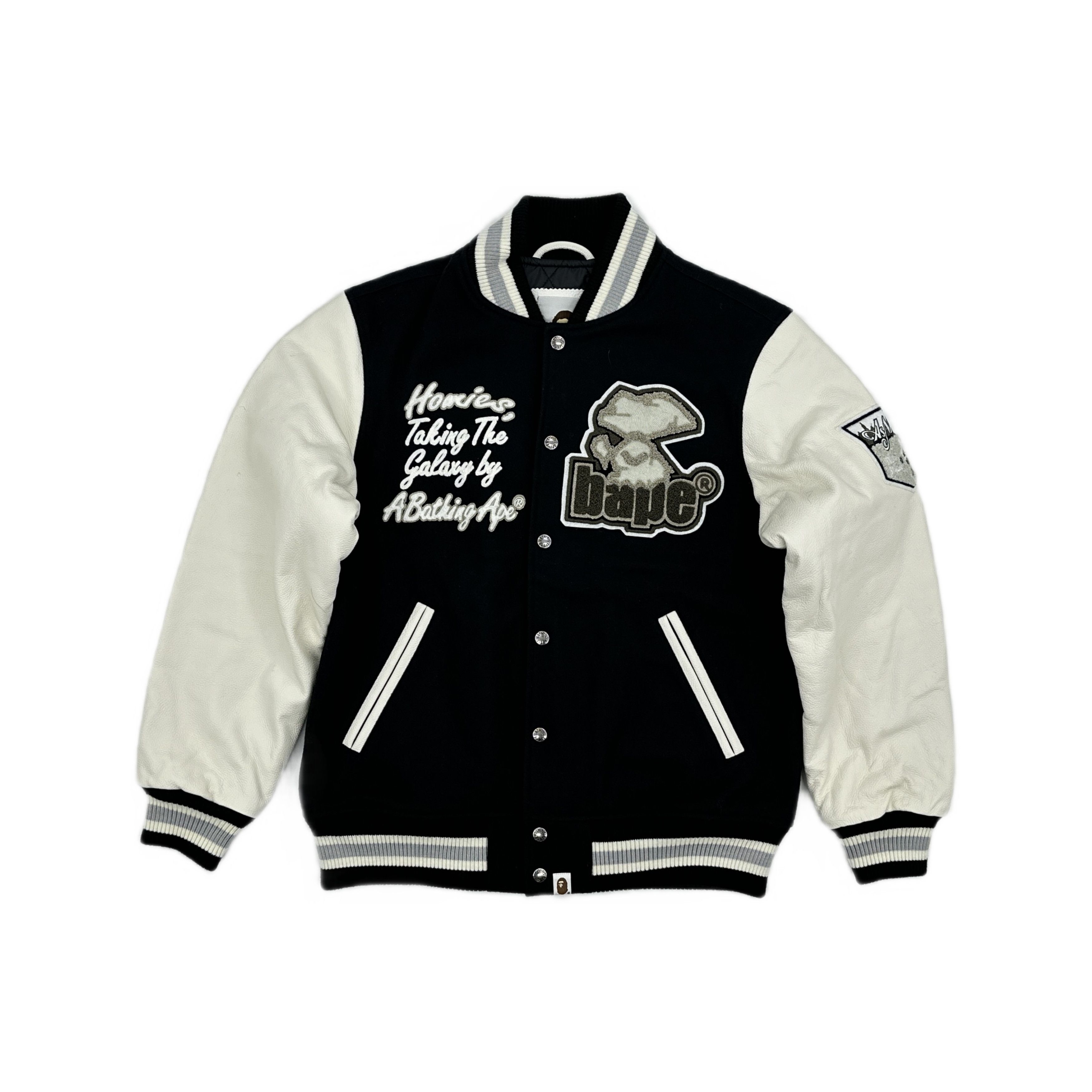 Bape A BATHING APE Logo Varsity Jacket Size M Size US M / EU 48-50 / 2 - 2 Thumbnail