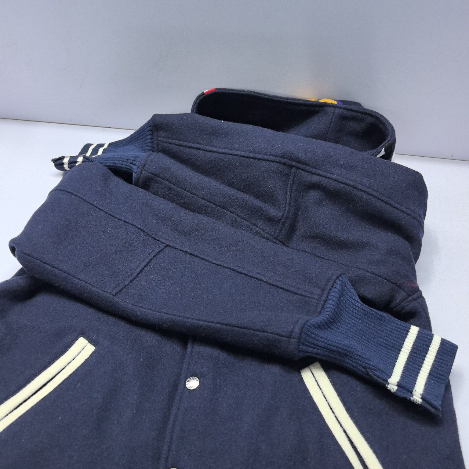 Bape A Bathing Ape Shark Tiger Wool Hooded Jacket Size L Size US L / EU 52-54 / 3 - 10 Thumbnail