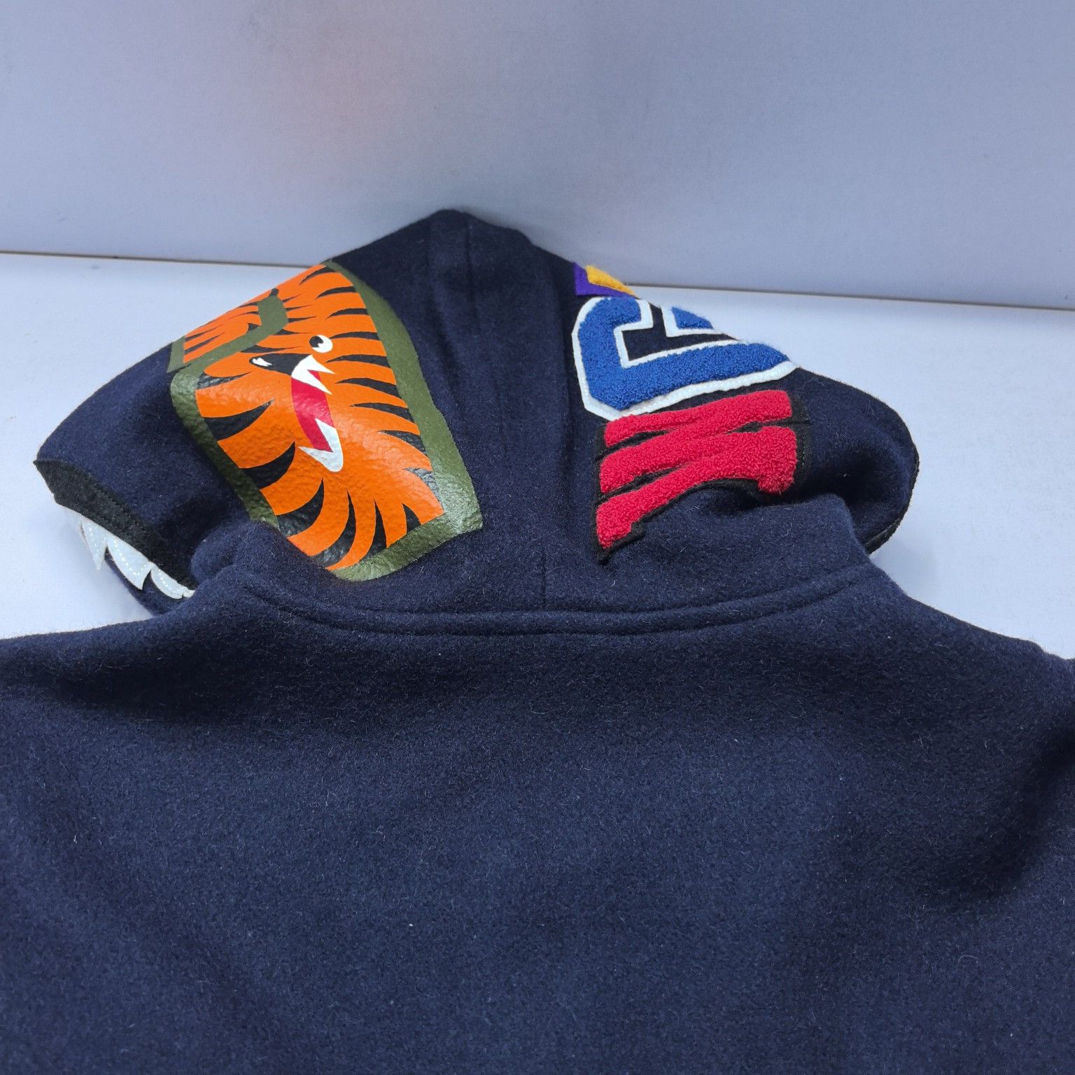 Bape A Bathing Ape Shark Tiger Wool Hooded Jacket Size L Size US L / EU 52-54 / 3 - 5 Thumbnail