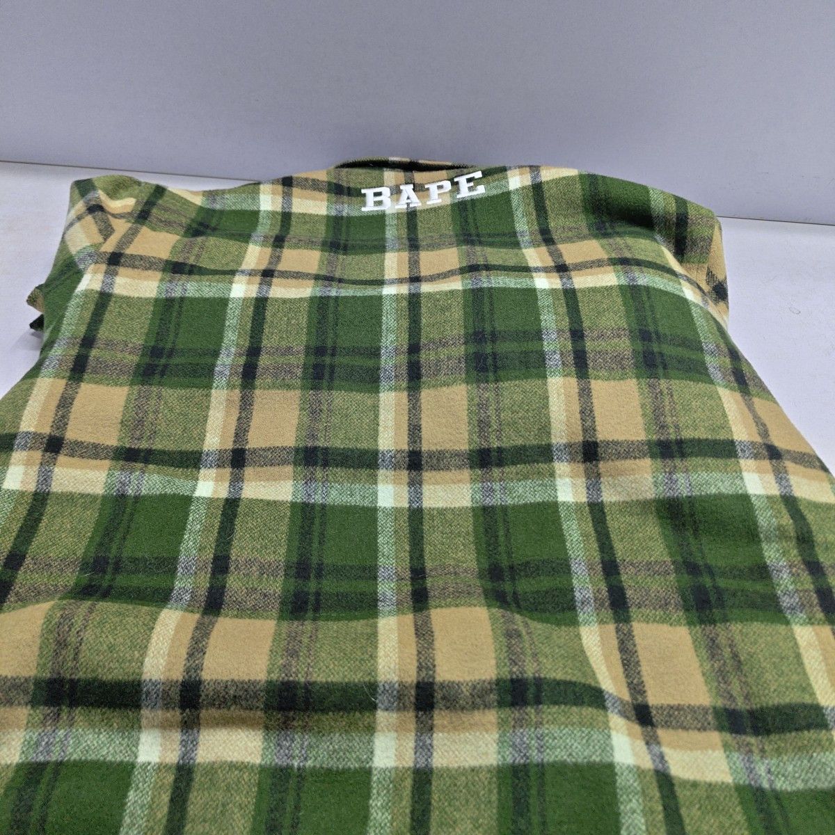 Bape A Bathing Ape Plaid Logo Zip Jacket XL Size US XL / EU 56 / 4 - 6 Thumbnail