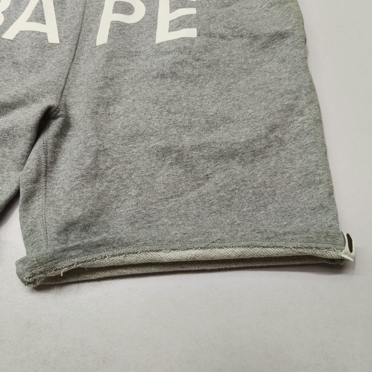 Bape A BATHING APE Camo Waistband Shorts Size L Size US 34 / EU 50 - 9 Thumbnail