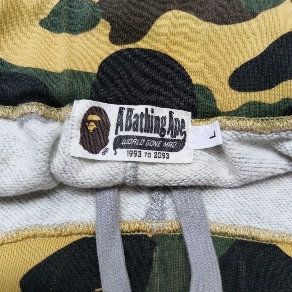 Bape A BATHING APE Camo Waistband Shorts Size L Size US 34 / EU 50 - 3 Thumbnail