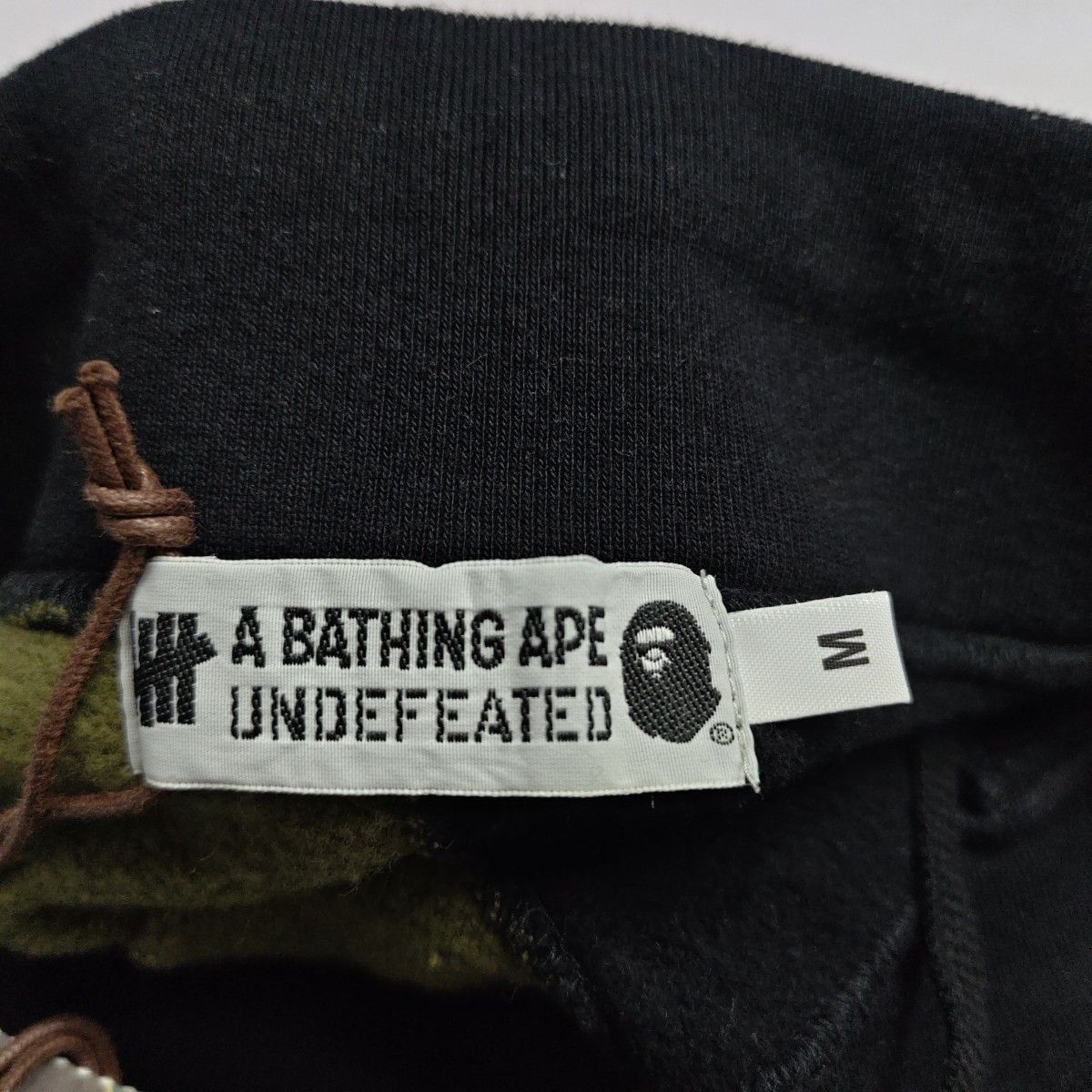 Bape BAPE x Undefeated Shark Shorts Size M Size US 32 / EU 48 - 3 Thumbnail