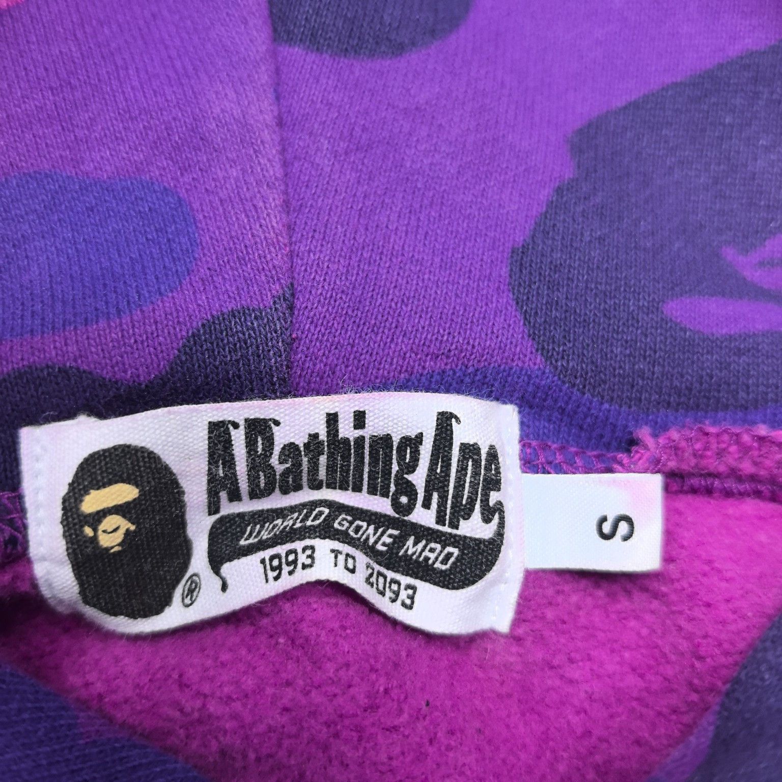 Bape A Bathing Ape Color Camo Shark Hoodie Size S Size US S / EU 44-46 / 1 - 3 Thumbnail