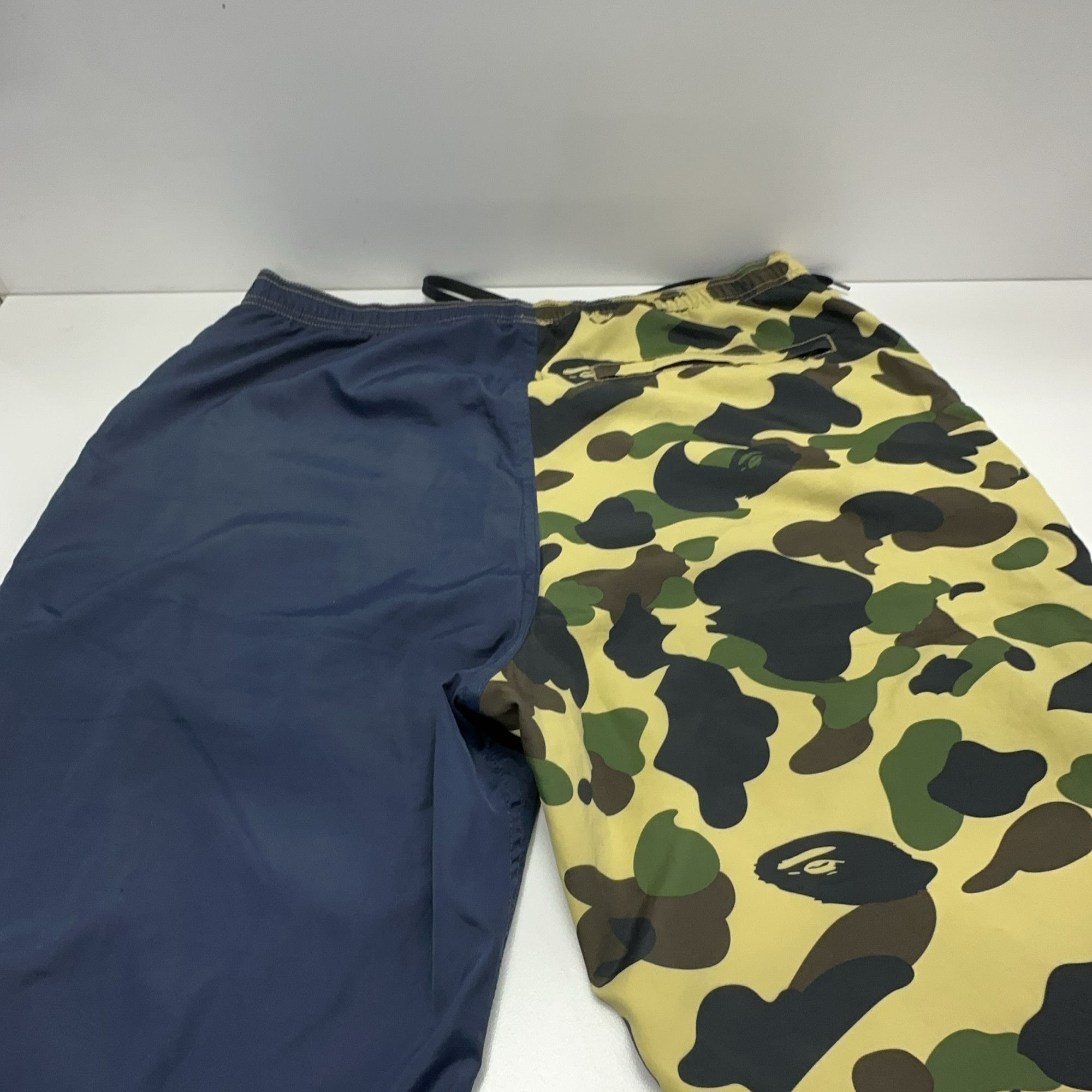 Bape A Bathing Ape Shark Colorblock Shorts XXL Size US 38 / EU 54 - 10 Thumbnail