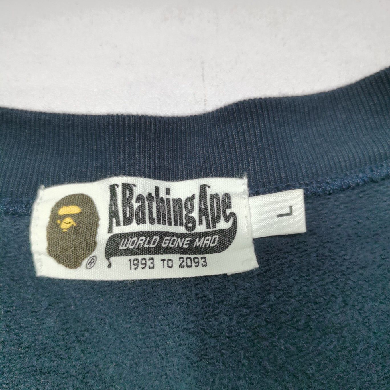 Bape A Bathing Ape World Gone Mad Cardigan Size L Size US L / EU 52-54 / 3 - 4 Thumbnail