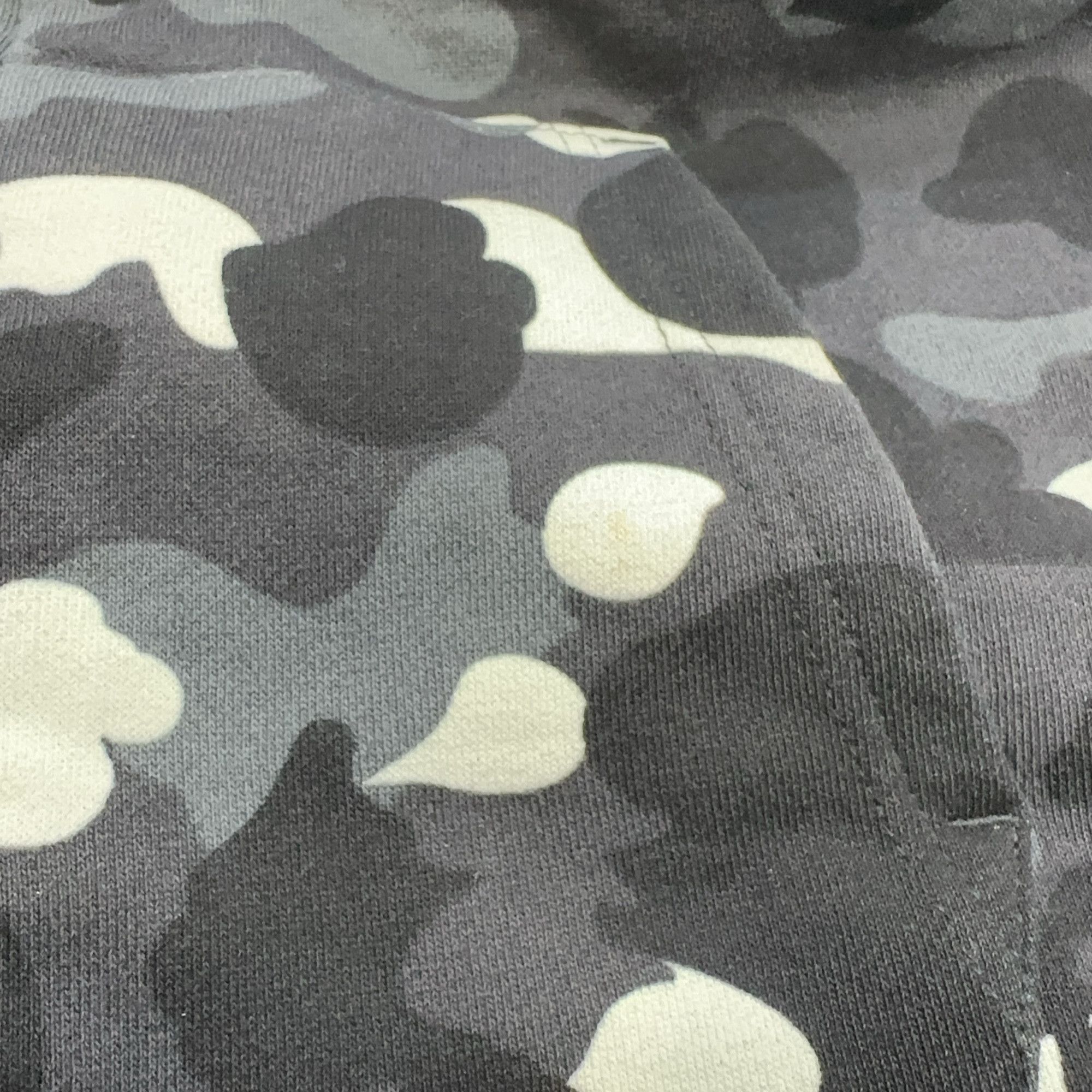 Bape A Bathing Ape Split Tiger Shark Hoodie Size S Size US S / EU 44-46 / 1 - 6 Thumbnail