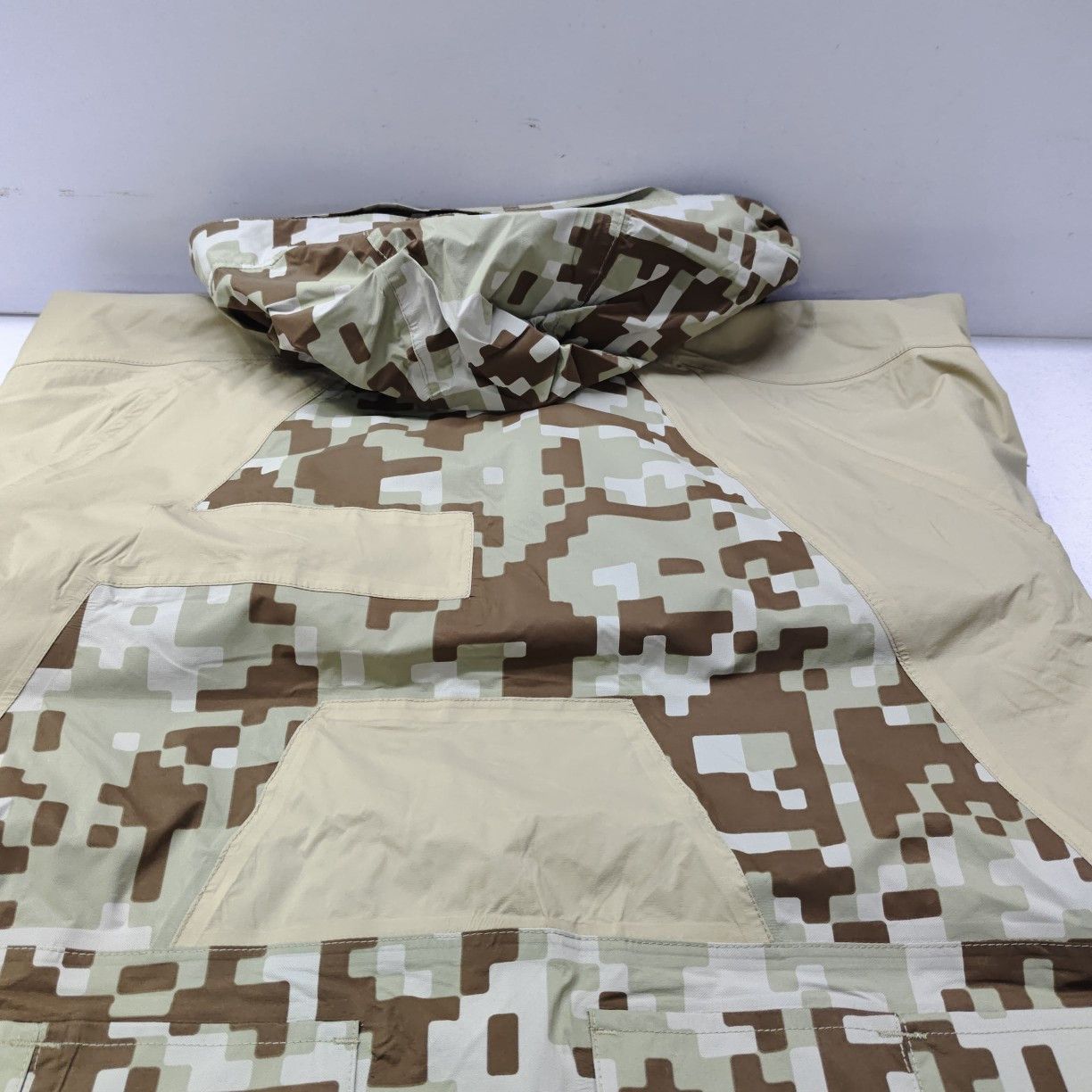 Bape A BATHING APE Camo Hooded Jacket Size M Size US M / EU 48-50 / 2 - 6 Thumbnail